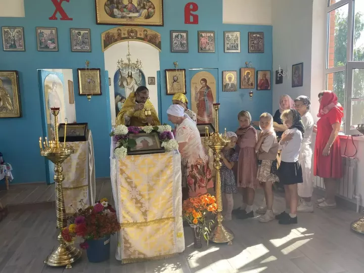 Под сводами храма святого Илии в Ульянкове вновь звучала молитва