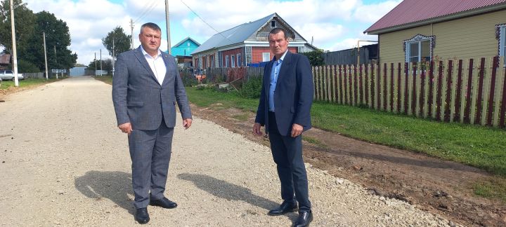 В трех селах Старотябердинского поселения обновили дороги
