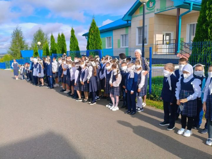 Безопасность превыше всего: в Кушманской школе прошла учебная пожарная эвакуация