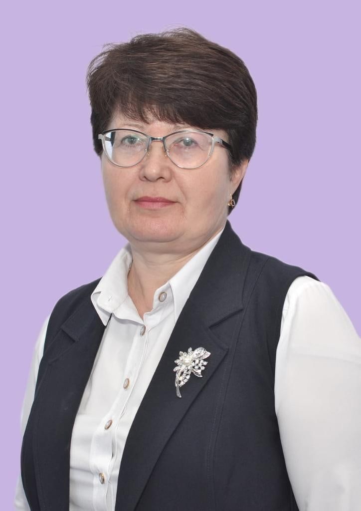 1 июля 55-летний юбилей отмечает наша коллега, учитель математики Ульянковской основной школы, Мария Александровна Пашанина