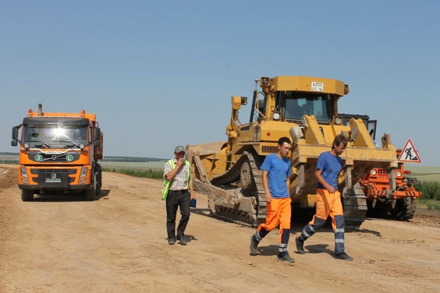 Автодор бураево вакансии. Татавтодор Казань. Татавтодор Апастовский филиал. Автодор Кайбицы. Автодор строительная техника.