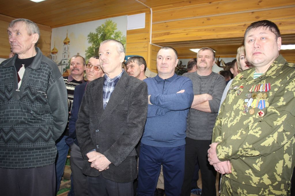 Бывшего воина из Бурундуков ищет сослуживец из Казахстана
