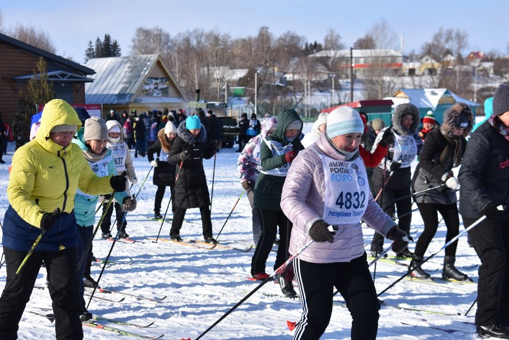 «Лыжня России» для кайбичан стала праздником массового зимнего спорта