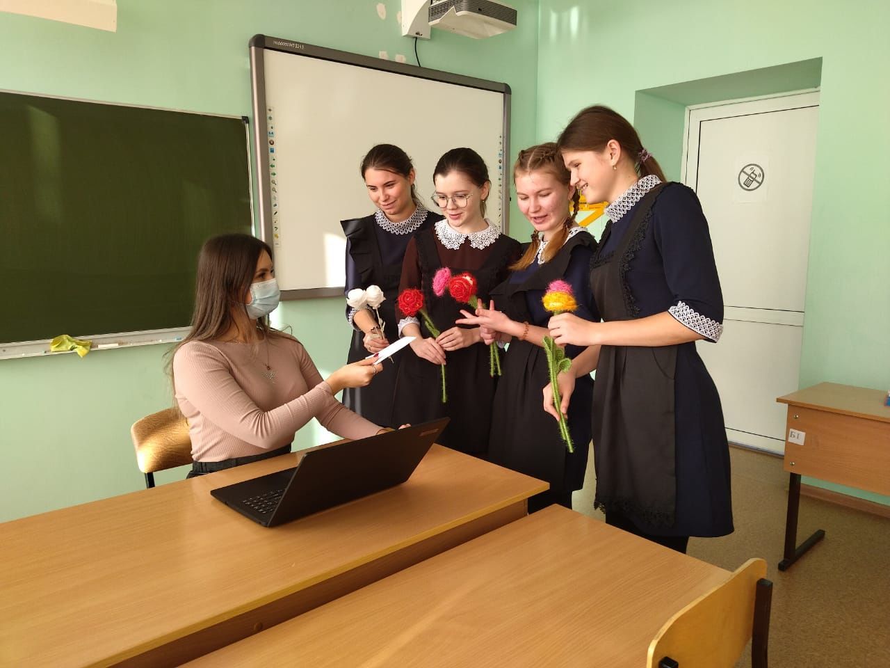 В  школах Кайбицкого района в последние дни перед каникулами провели уроки милосердия