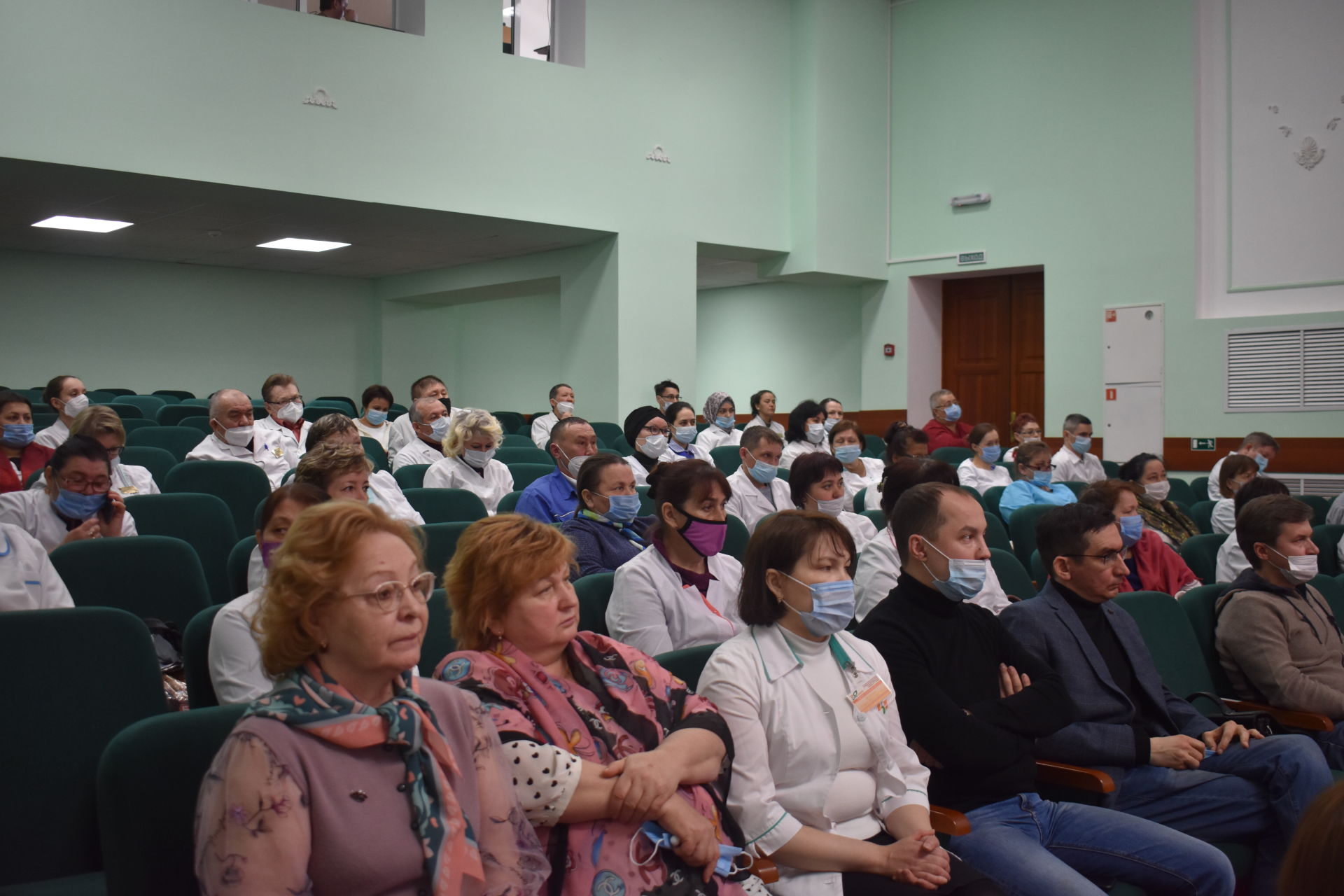 Делегация врачей Казанской городской больницы №7 побывала в Кайбицах с деловым визитом