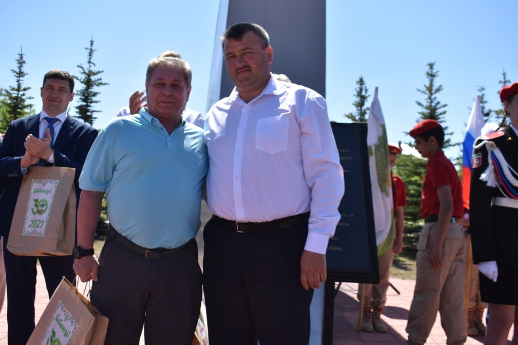 В Кайбицах состоялось открытие мемориального монумента, посвященного участникам строительства железной дороги Свияжск-Ульяновск