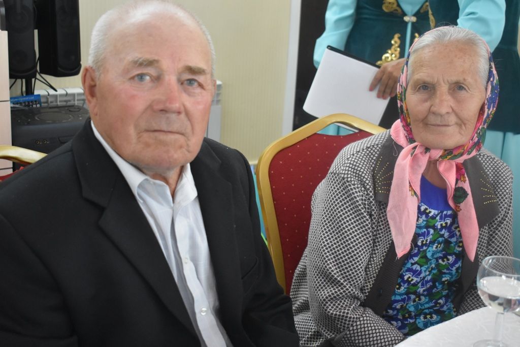 Супруги, живущие более 50 лет в любви и согласии, достойный пример для современной молодежи