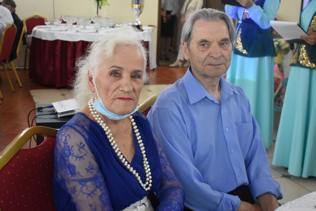 Супруги, живущие более 50 лет в любви и согласии, достойный пример для современной молодежи