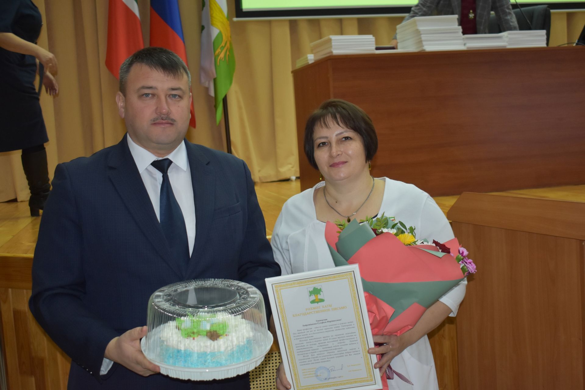 В Кайбицах наградили работников временного инфекционного госпиталя