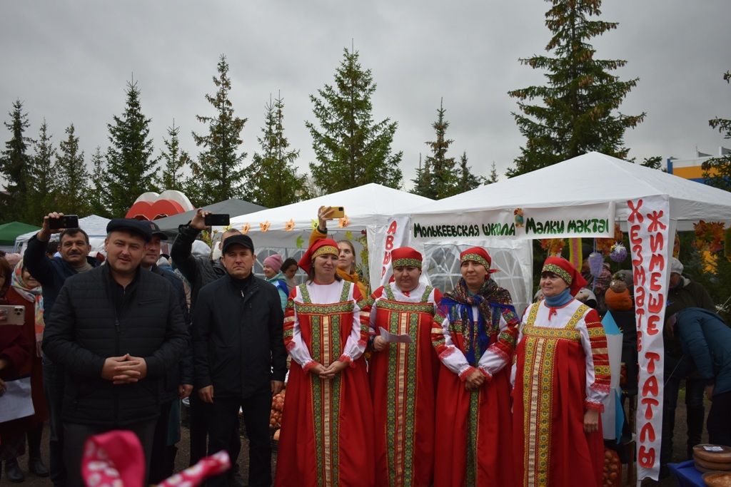 В Кайбицах прошла школьная ярмарка