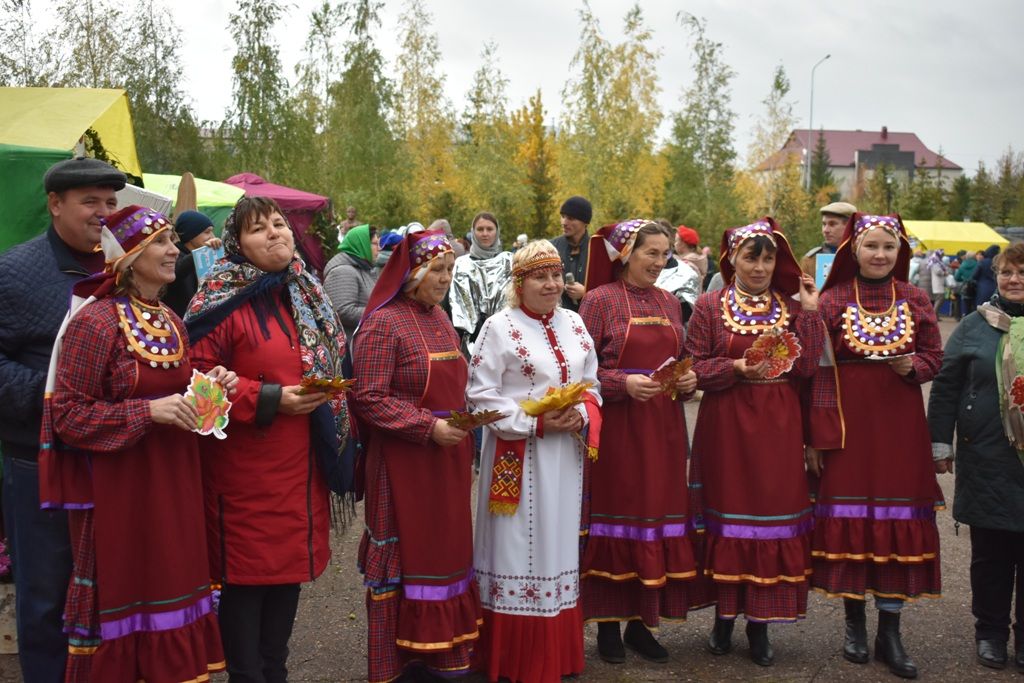 В Кайбицах прошла школьная ярмарка