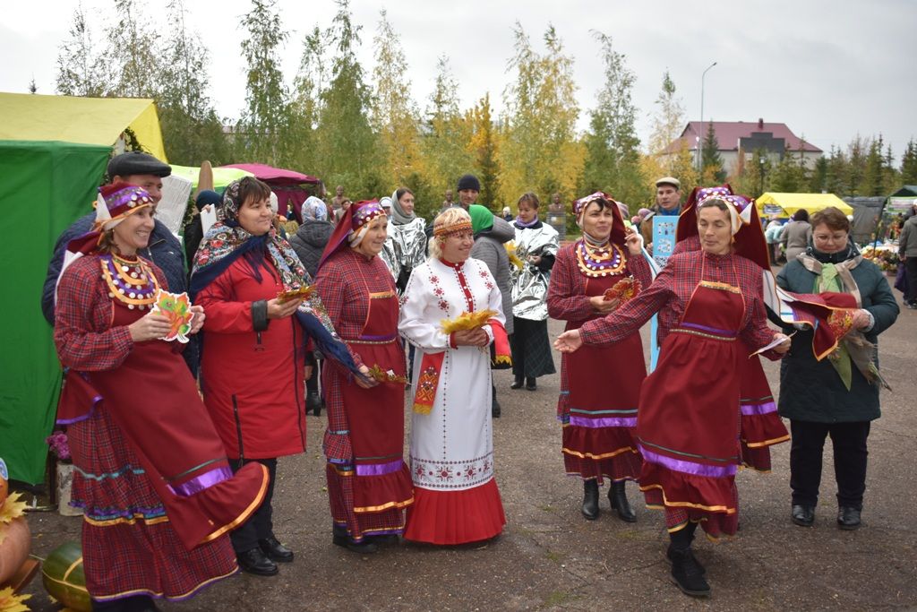 В Кайбицах прошла школьная ярмарка