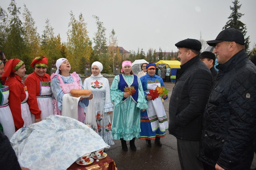 В Кайбицах прошла школьная ярмарка