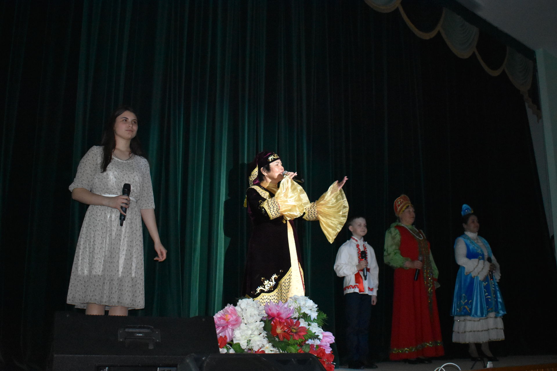 В Кайбицах состоялось торжественное мероприятие в честь дня рождения района