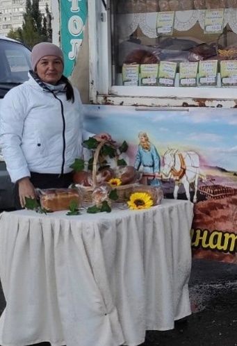 Работник Кайбицкого хлебокомбината поощрена за активное участие на сельхозярмарках Казани