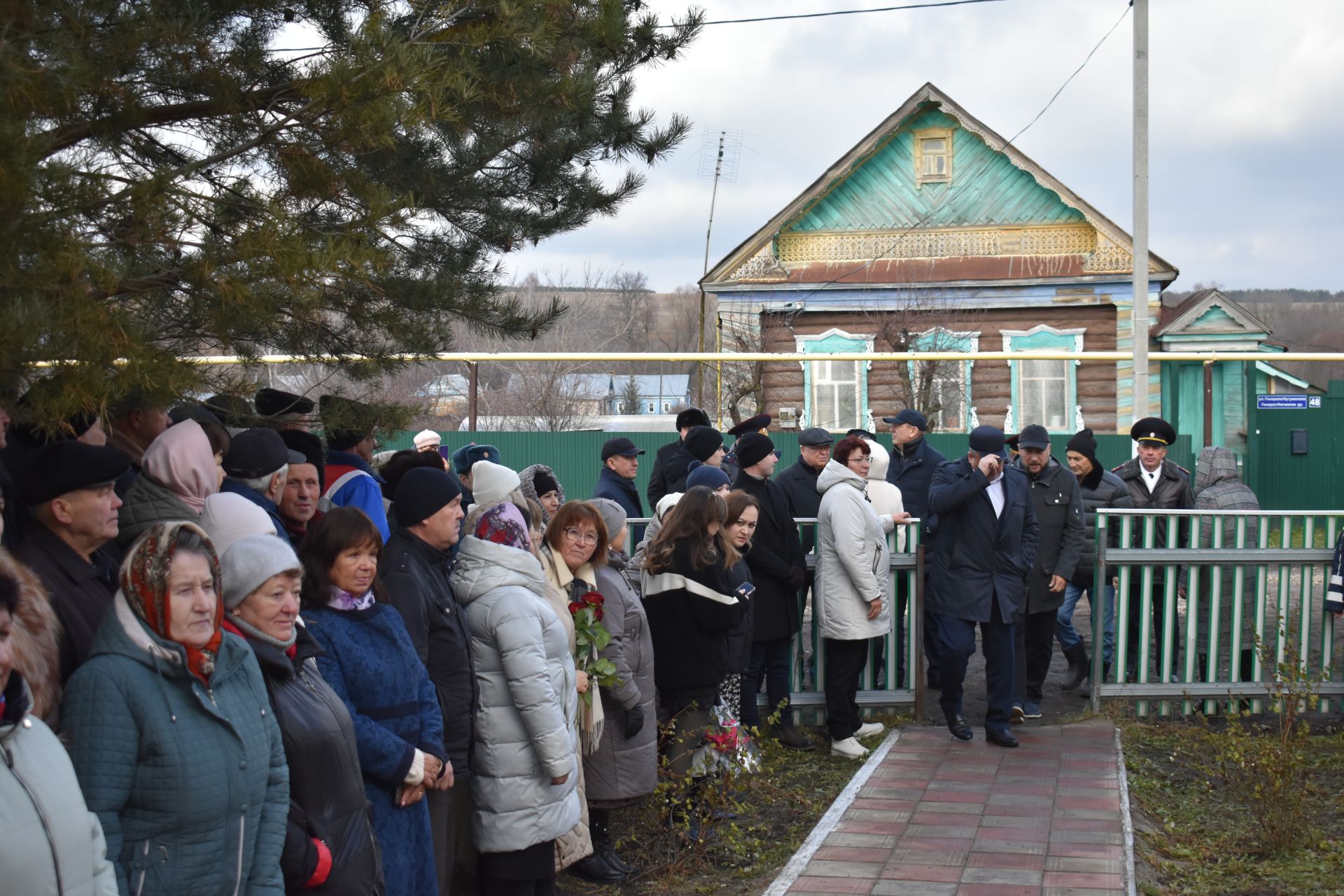 Кайбычның Салтыйган авылында Рафил Ногмановка бюст ачылды