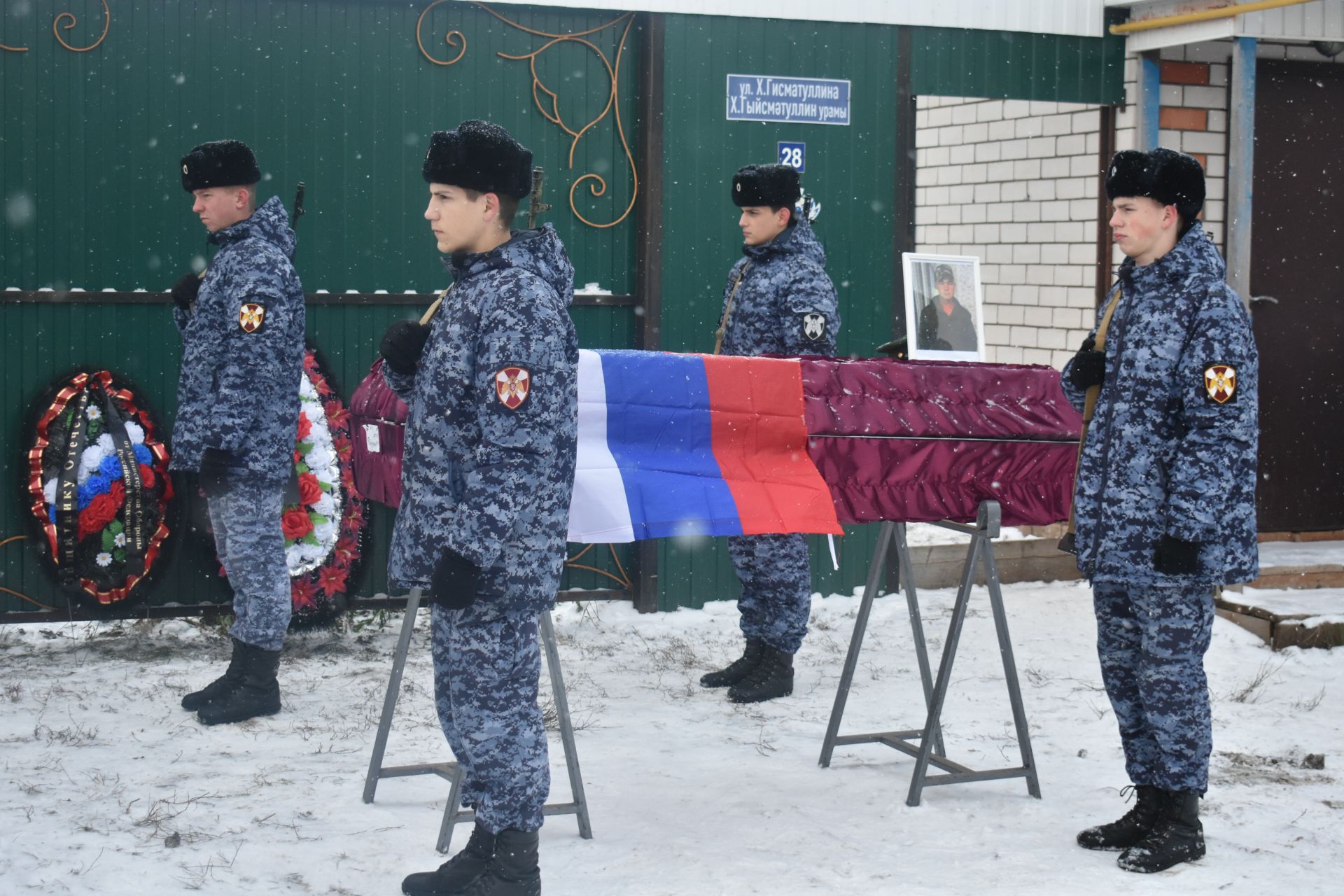 В Кушманах в последний путь  проводили земляка, погибшего на СВО