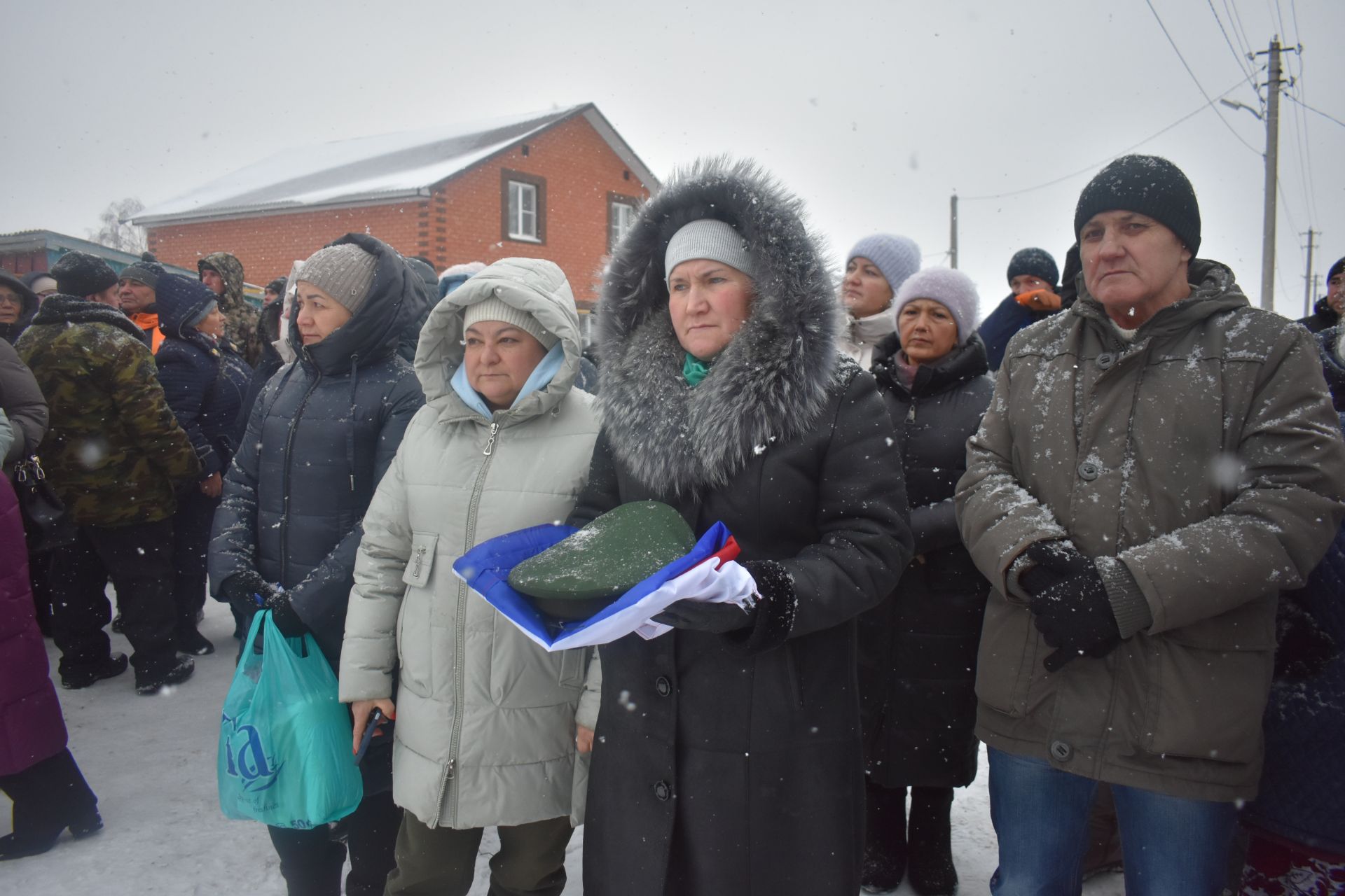 В Кушманах в последний путь  проводили земляка, погибшего на СВО