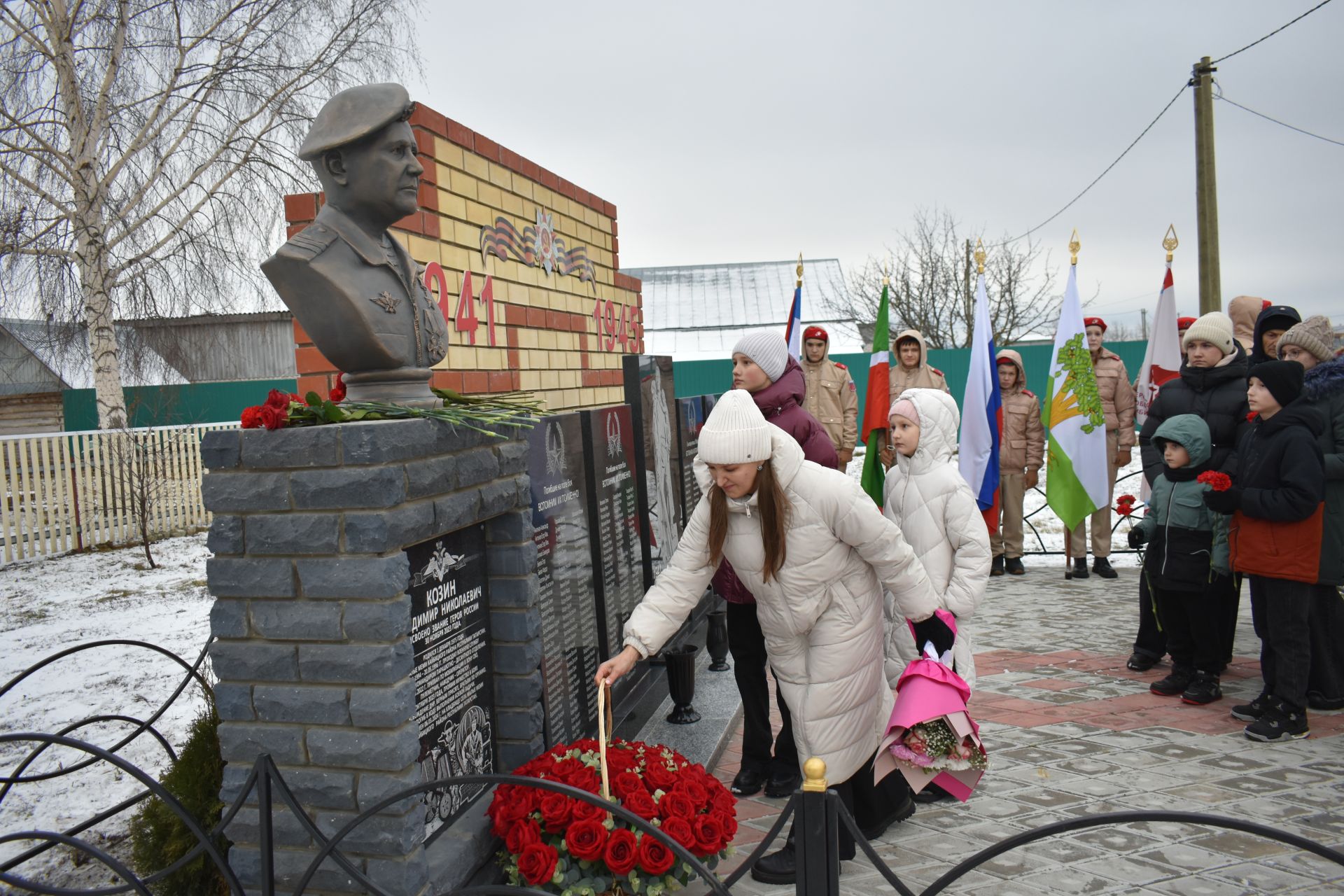 Кече Мәме авылында Россия Герое Владимир Козин хөрмәтенә бюст ачылды