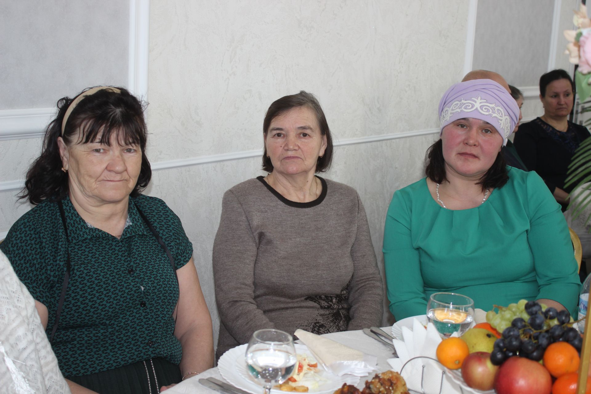 Накануне 8 Марта в Кайбицах встретились с матерями и женами участников спецоперации
