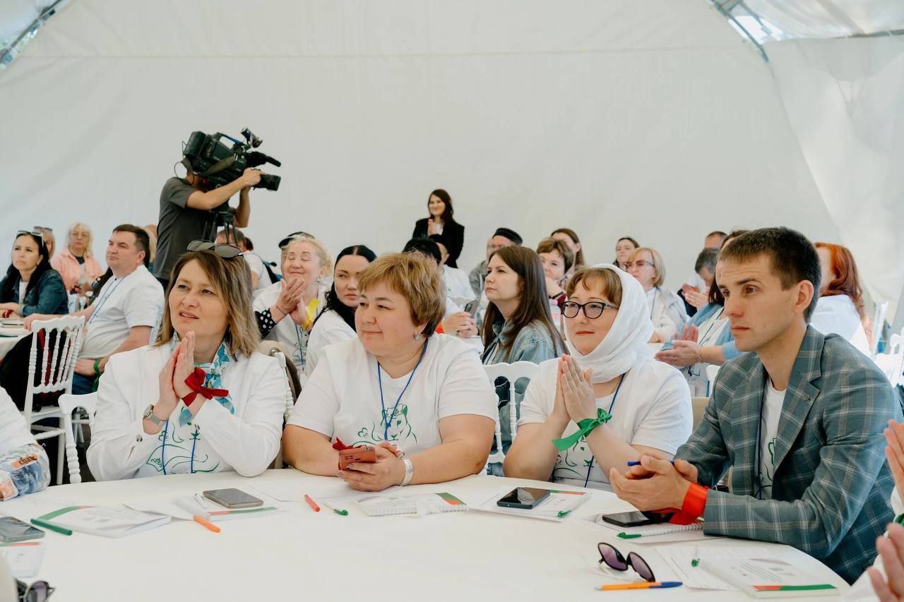 Руководитель кайбицкого центра поддержки семейных ценностей приняла участие в Сабантуе НКО РТ