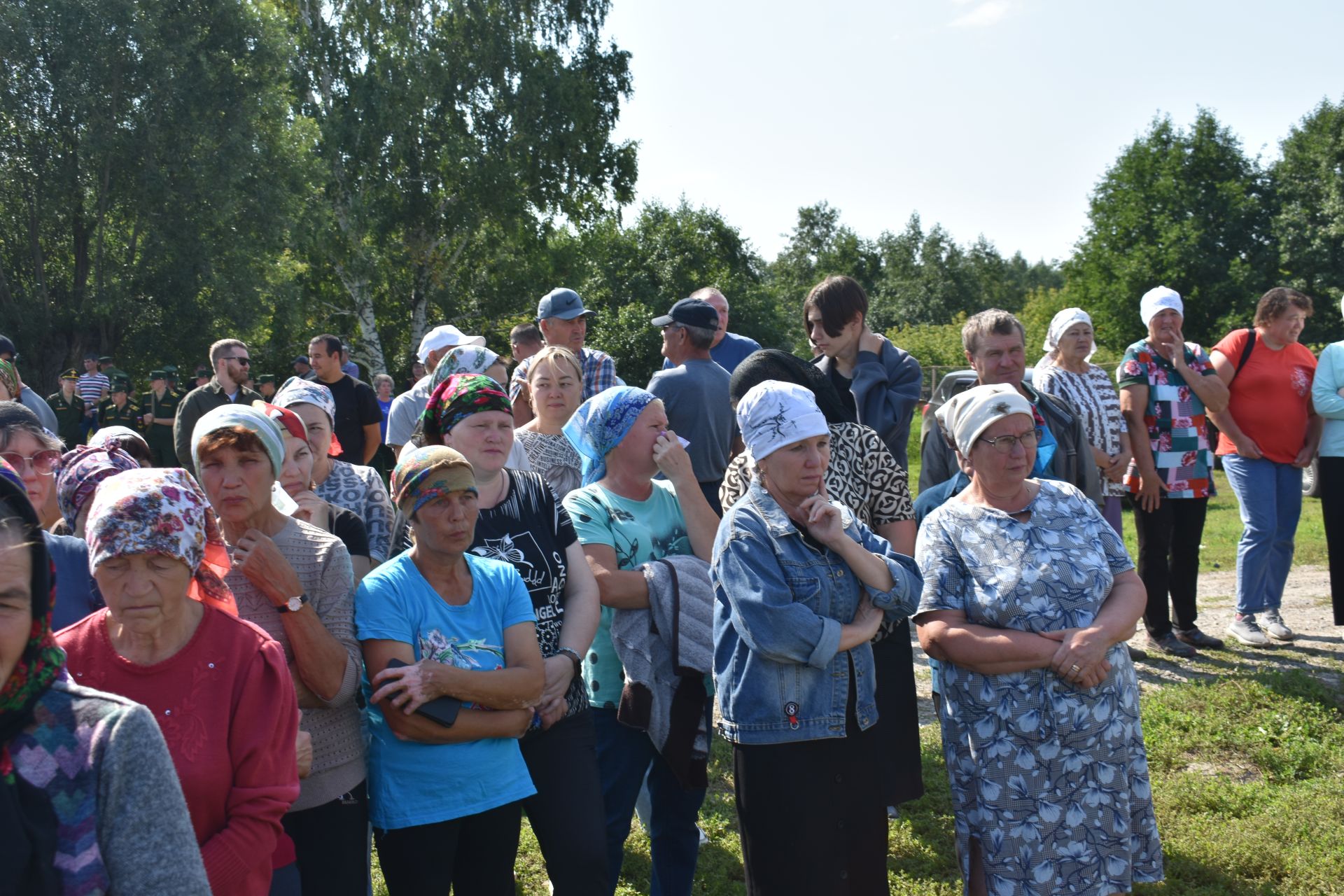 Иске Тәрбит авылында Украинада барган махсус операциядә һәлак булган авылдашлары белән хушлаштылар