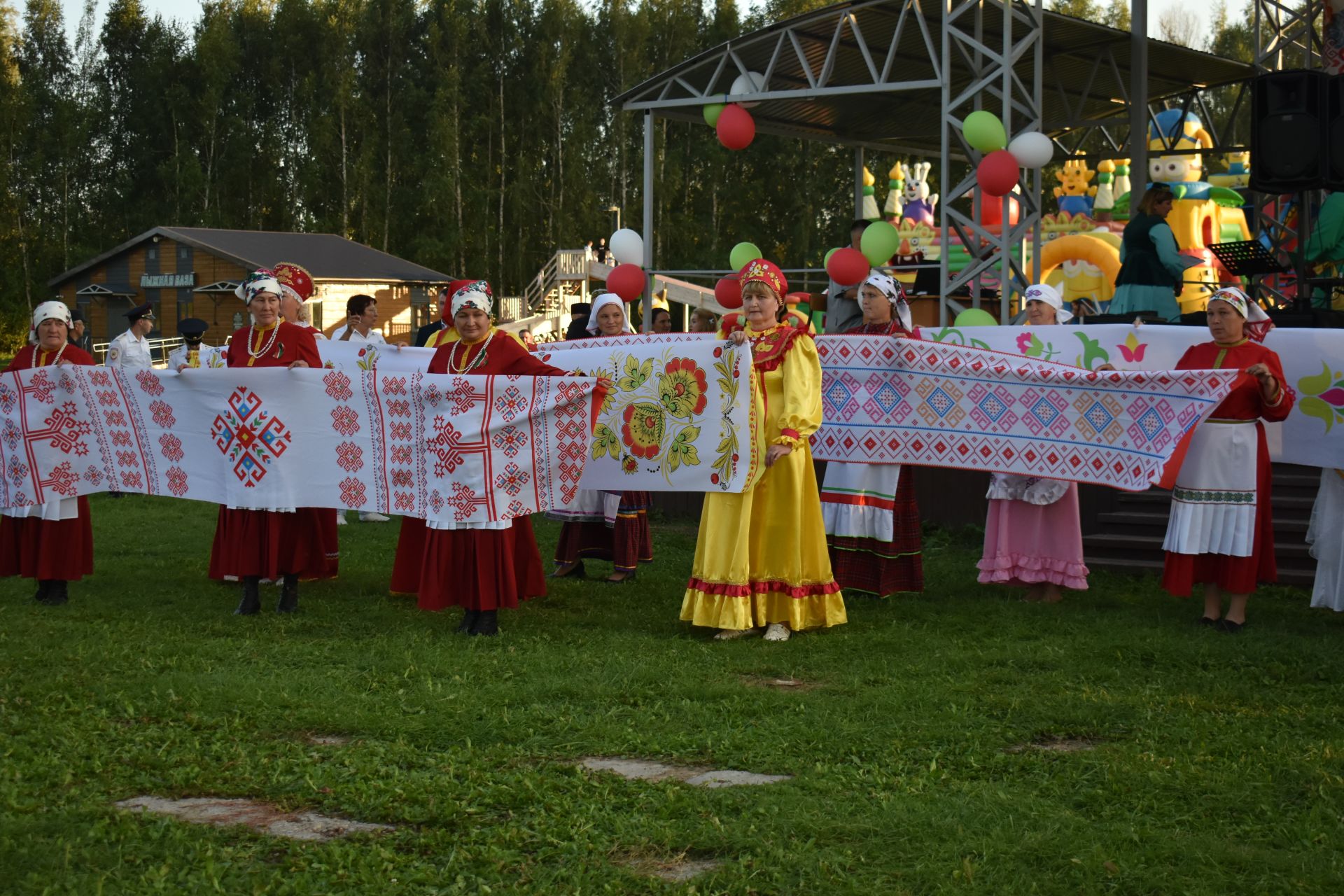 Кайбычта Татарстан Республикасы көнен бәйрәм иттеләр