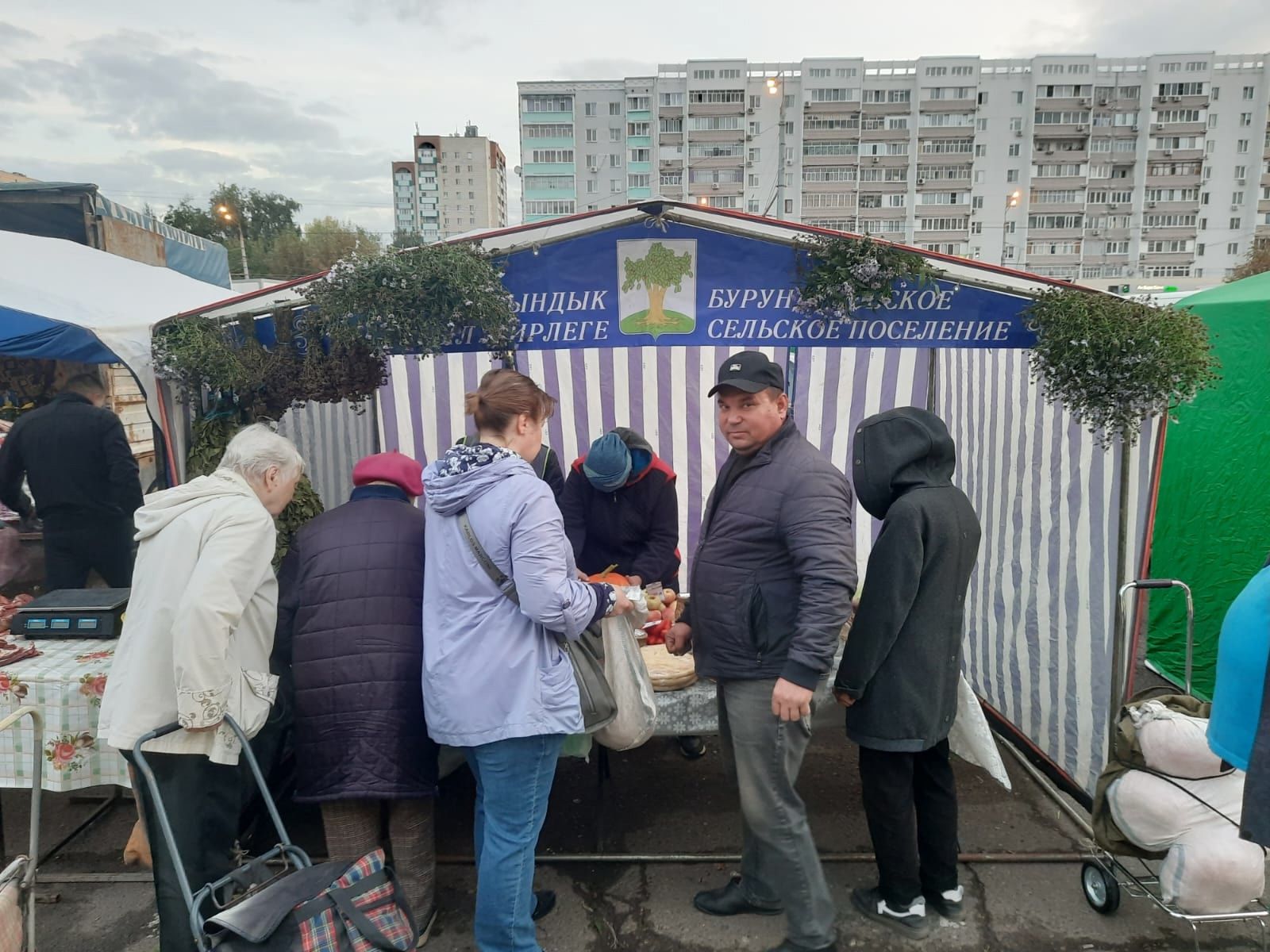 Кайбыч уңганнары Казанга көзге ярминкәгә барды