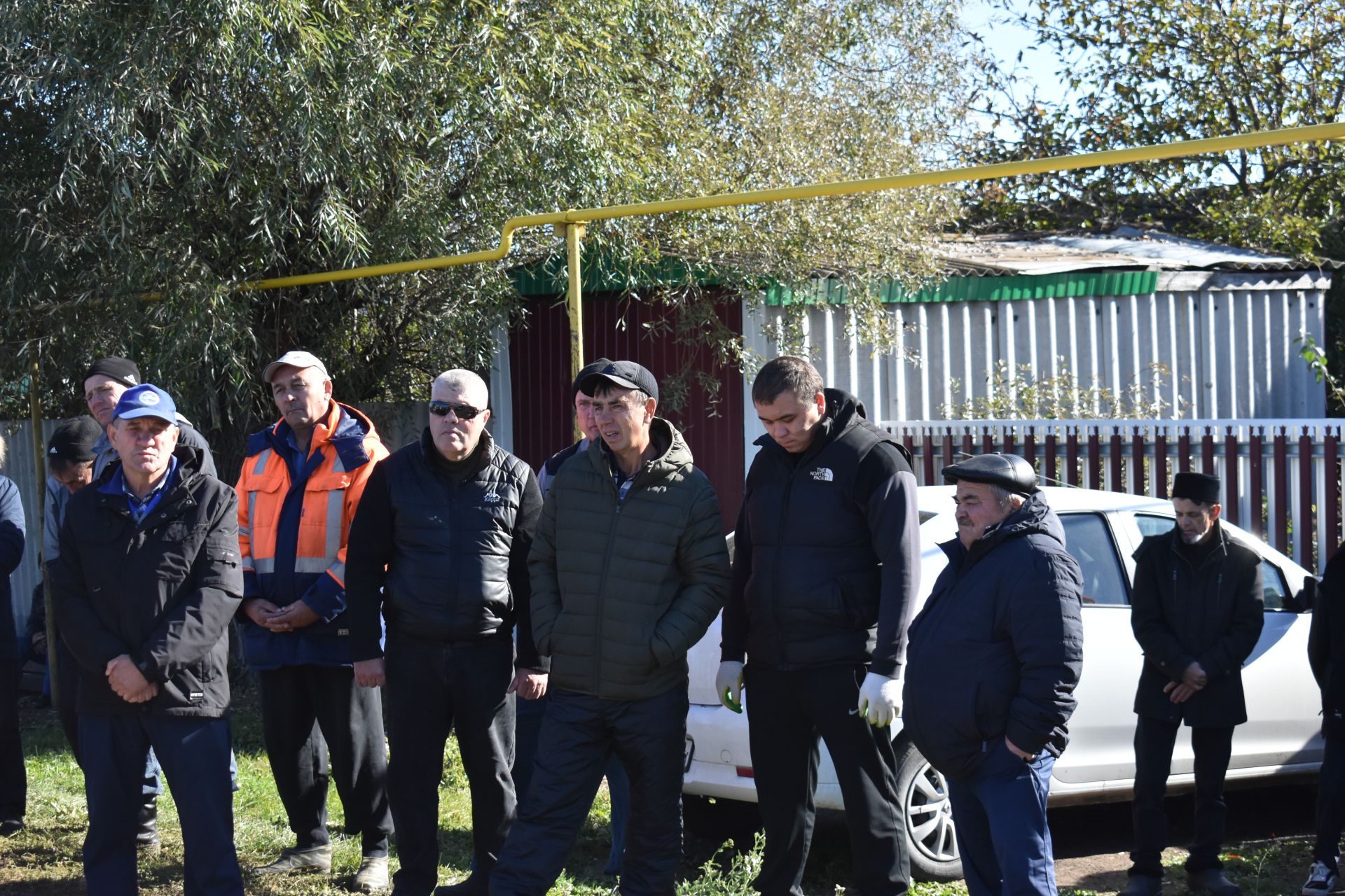 Иске Чәчкаб авылы халкы махсус хәрби операциядә һәлак булган авылдашлары белән хушлашты