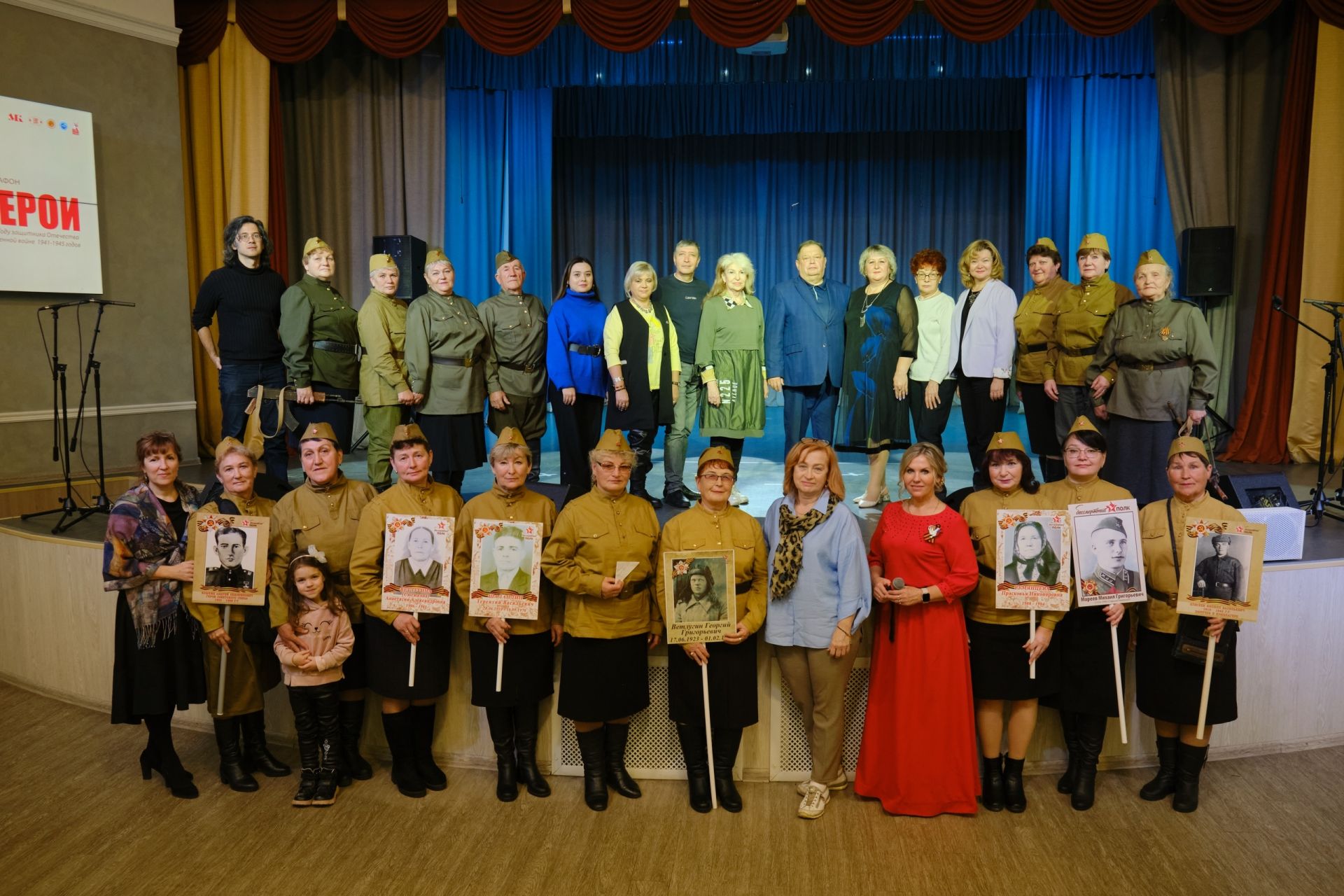 Фольклорные ансамбли «Березка» из Большого Подберезья и «Рябинушка» из Ульянкова выступили на Всероссийском творческом марафоне «Наши Герои»