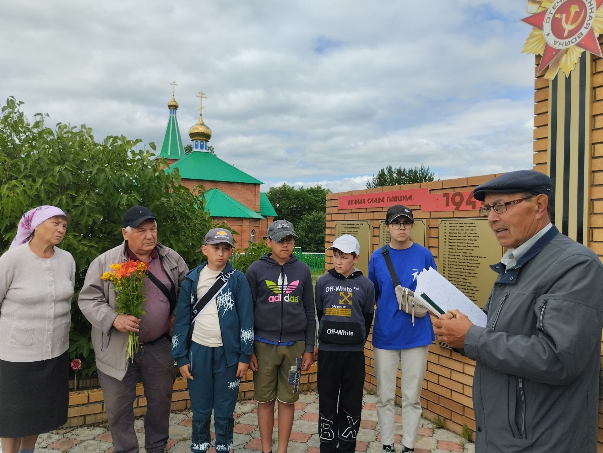 Олы Тәрбитнең тыл хезмәтчәннәреннән язып алынган хатирәләр