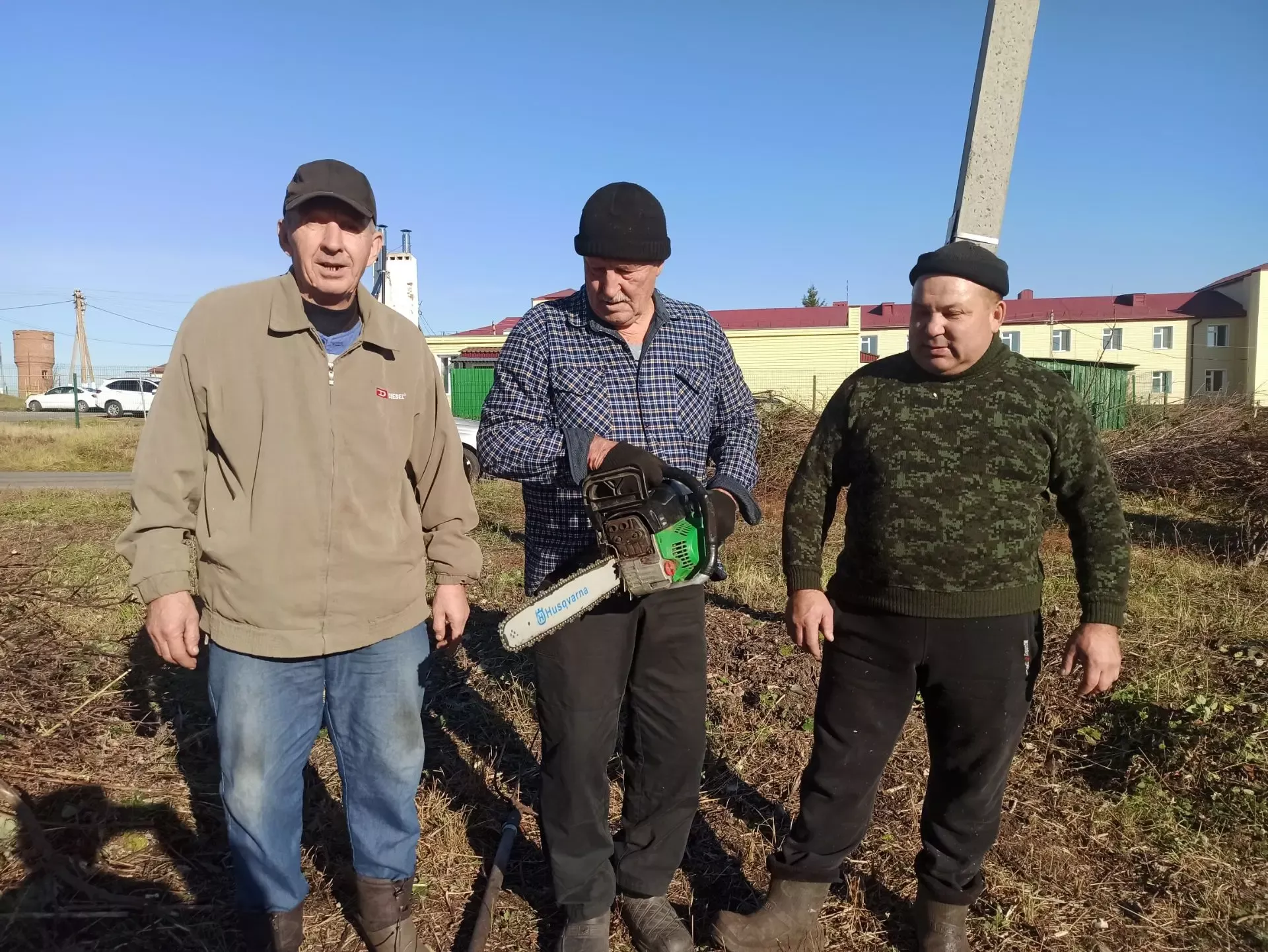 В Больших Кайбицах продолжается строительство нового парка
