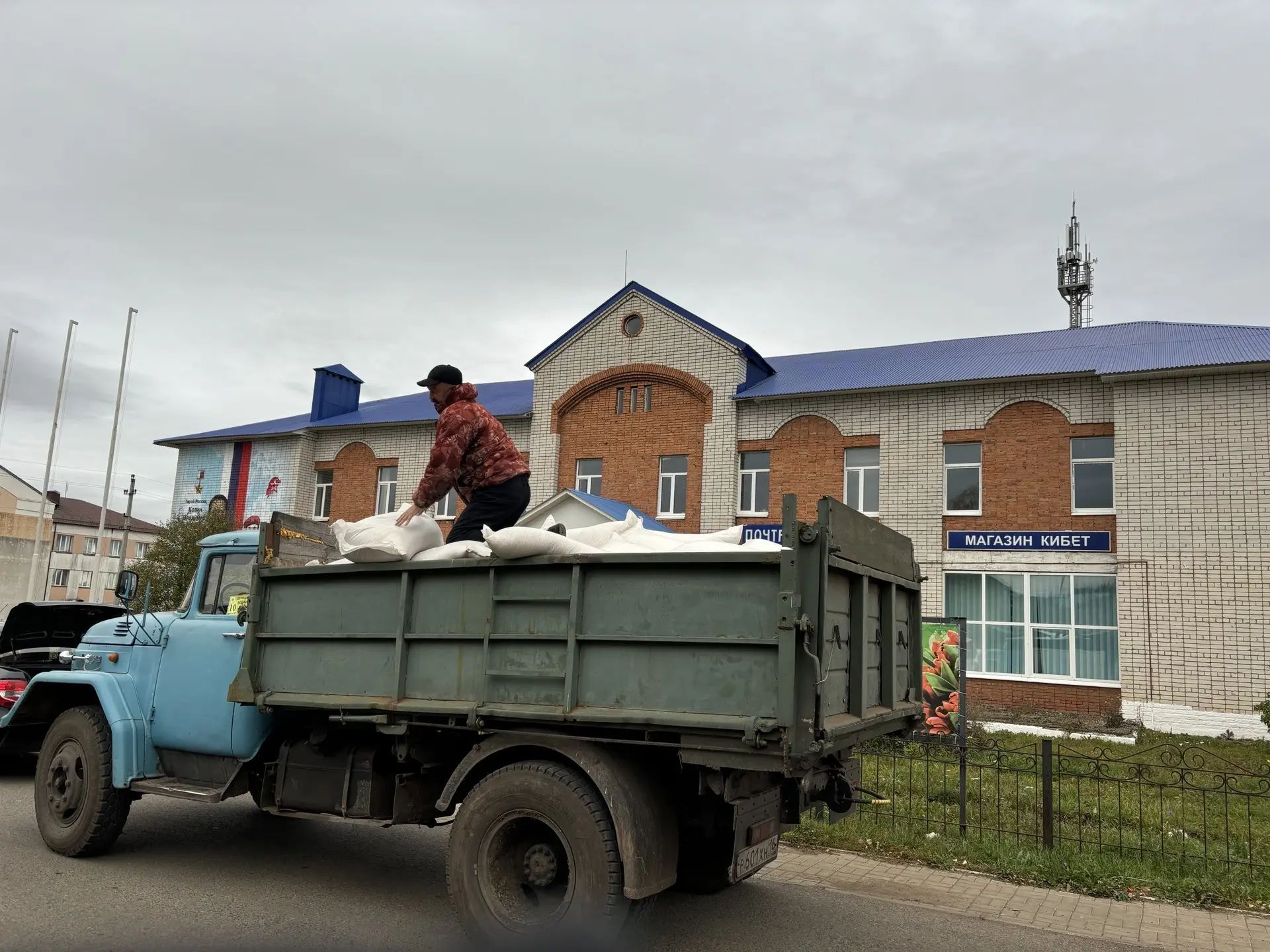 В Кайбицах с размахом прошла традиционная ярмарка, посвящённая Международному дню пожилых людей