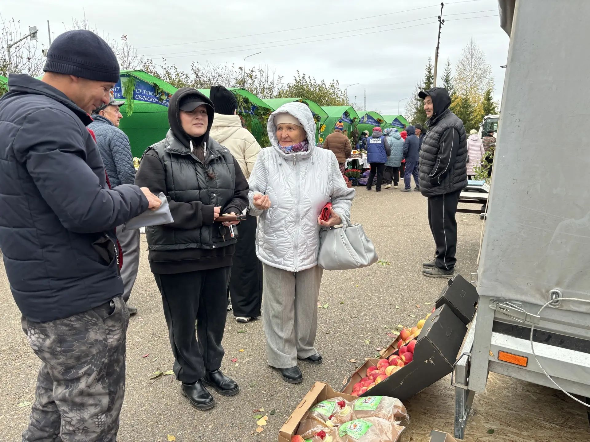 В Кайбицах с размахом прошла традиционная ярмарка, посвящённая Международному дню пожилых людей