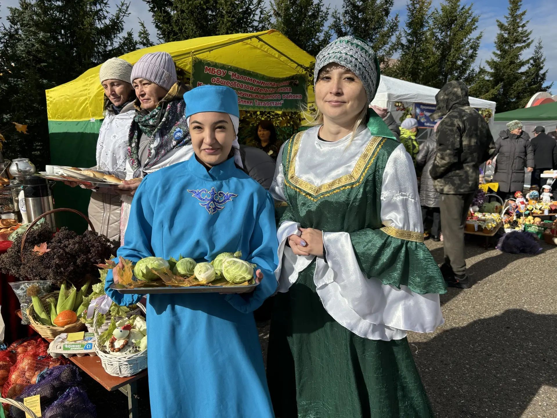 Урожай труда и традиций: в Кайбицах прошла школьная ярмарка „Дары осени“