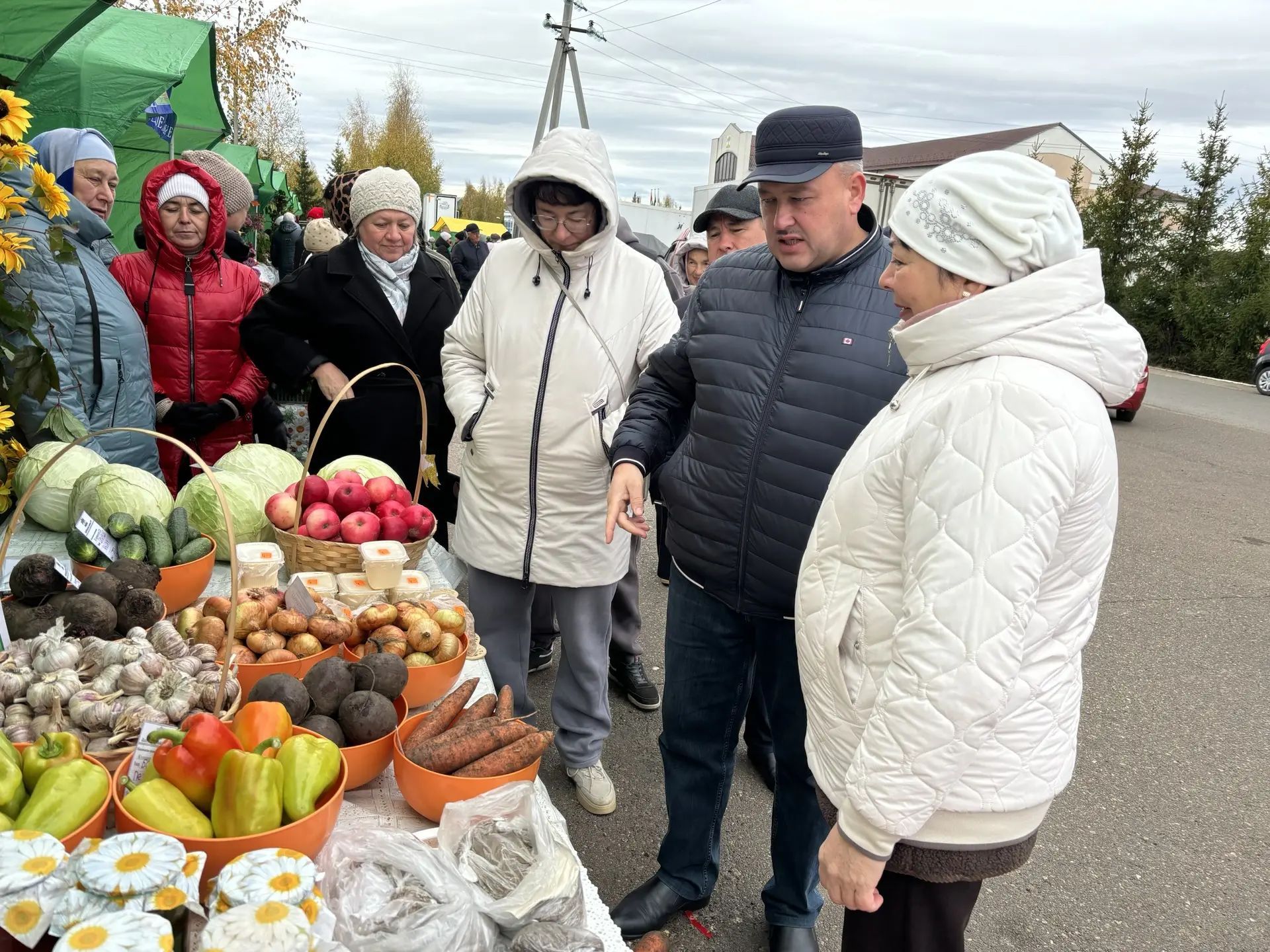 В Кайбицах с размахом прошла традиционная ярмарка, посвящённая Международному дню пожилых людей
