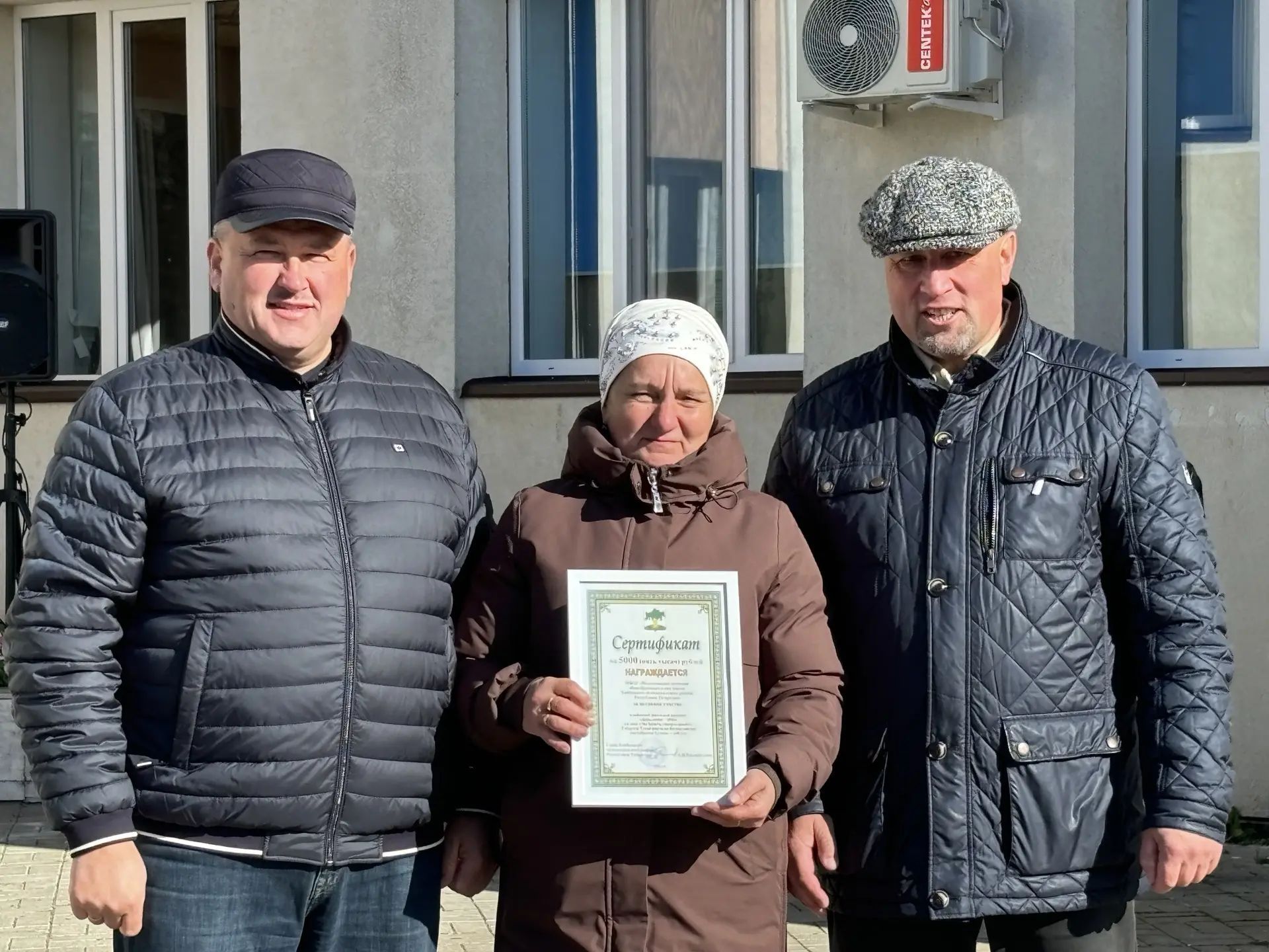 Урожай труда и традиций: в Кайбицах прошла школьная ярмарка „Дары осени“