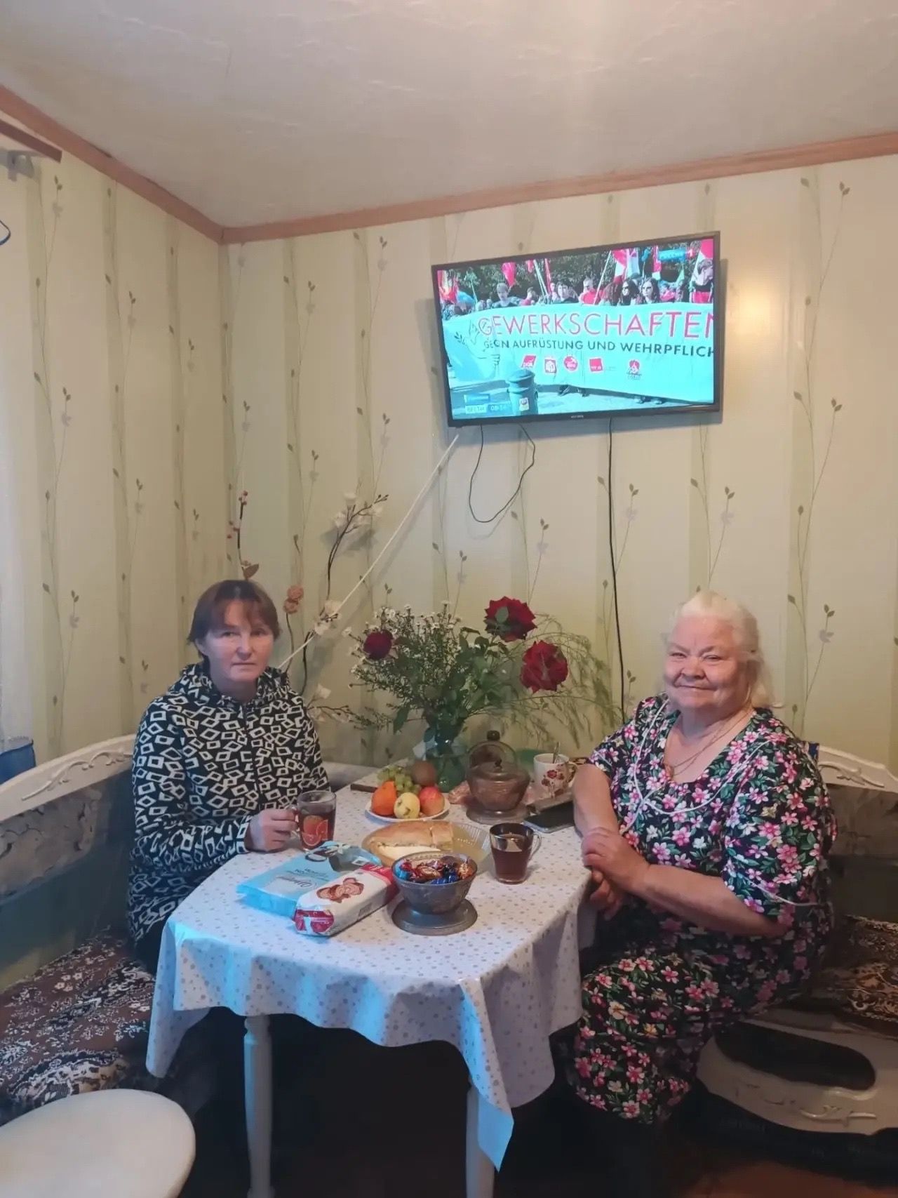 Тепло души за чашкой чая: в Кайбицком районе чествовали пожилых граждан