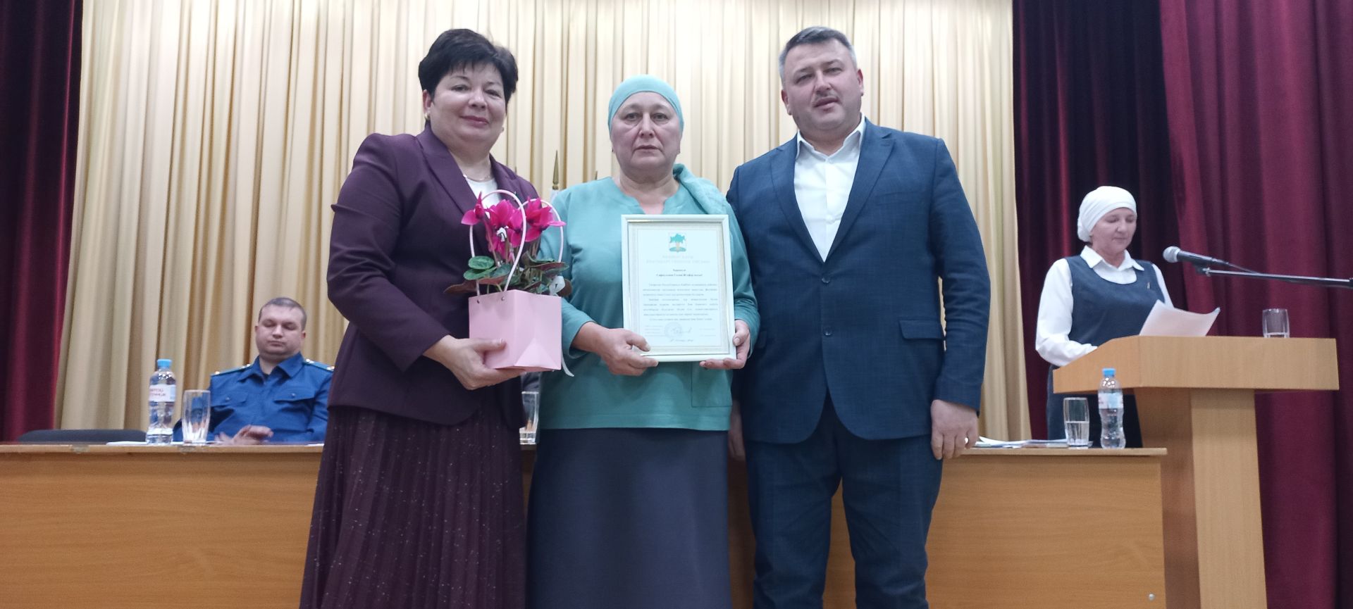 В Кушманском, Старотябердинском, Хозесановском поселениях решения проблем искали сообща