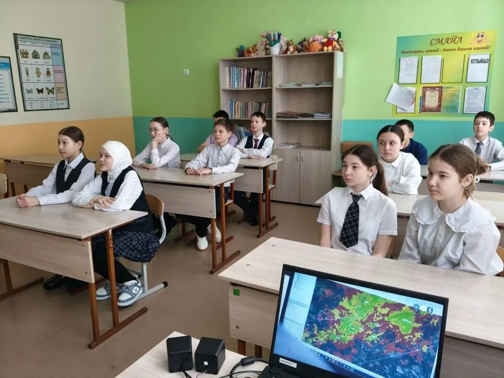 В Кушманской школе для учеников 6-8 классов прошли внеурочные занятия в рамках курса «Россия — мои горизонты»