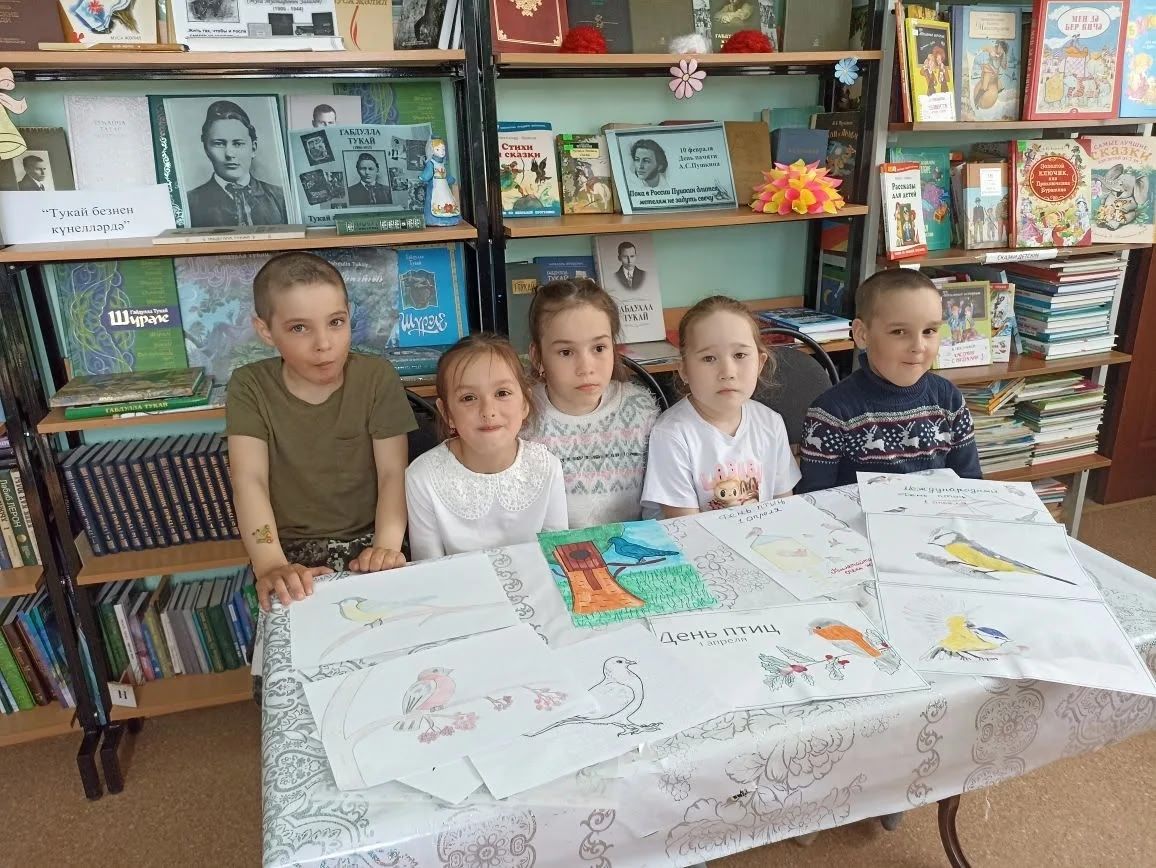 В рамках экологического воспитания подрастающего поколения 1 апреля в Берлибашской сельской библиотеке прошел «День птиц
