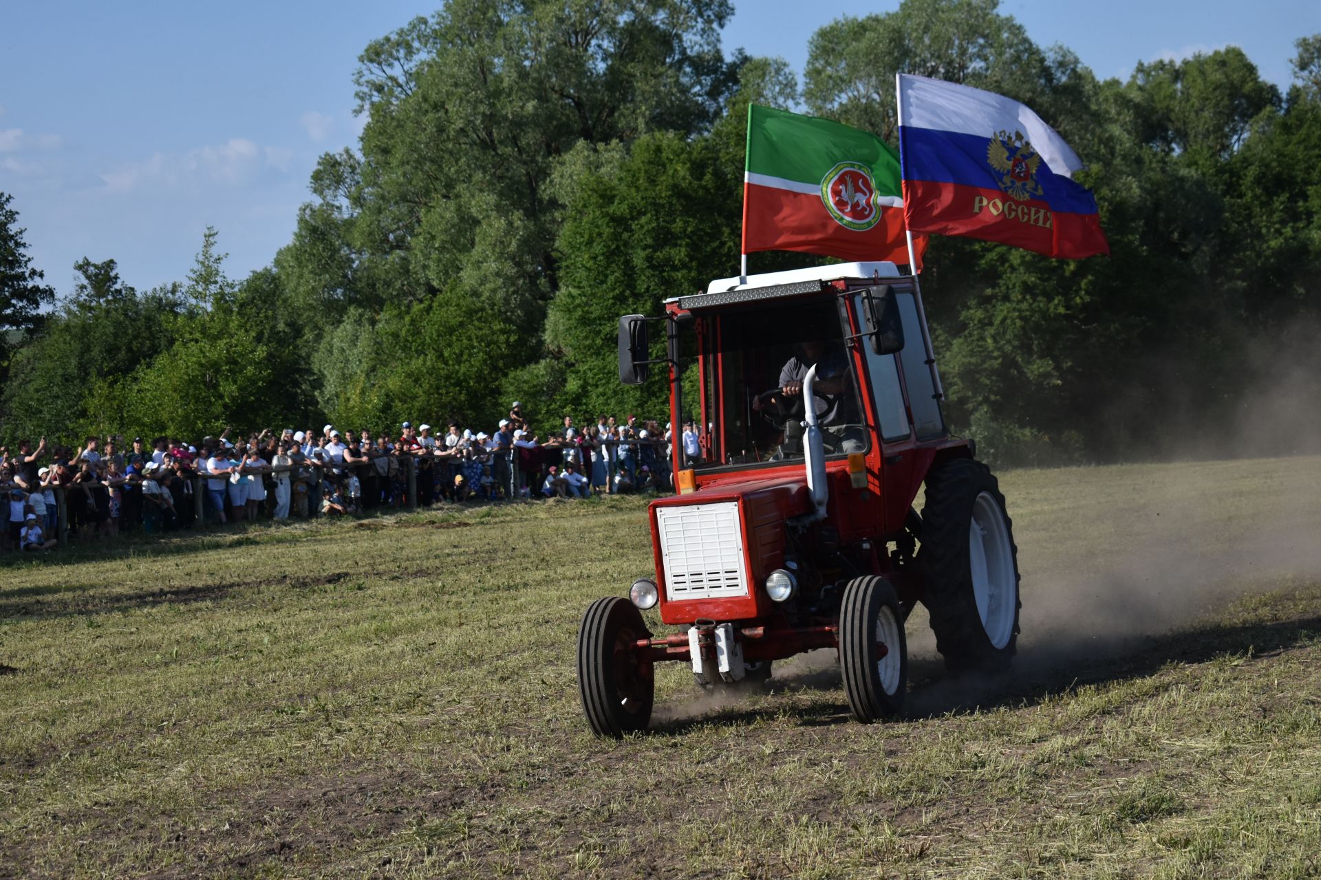 Россия көне уңаеннан Ябалакта Сабан туе гөрләде