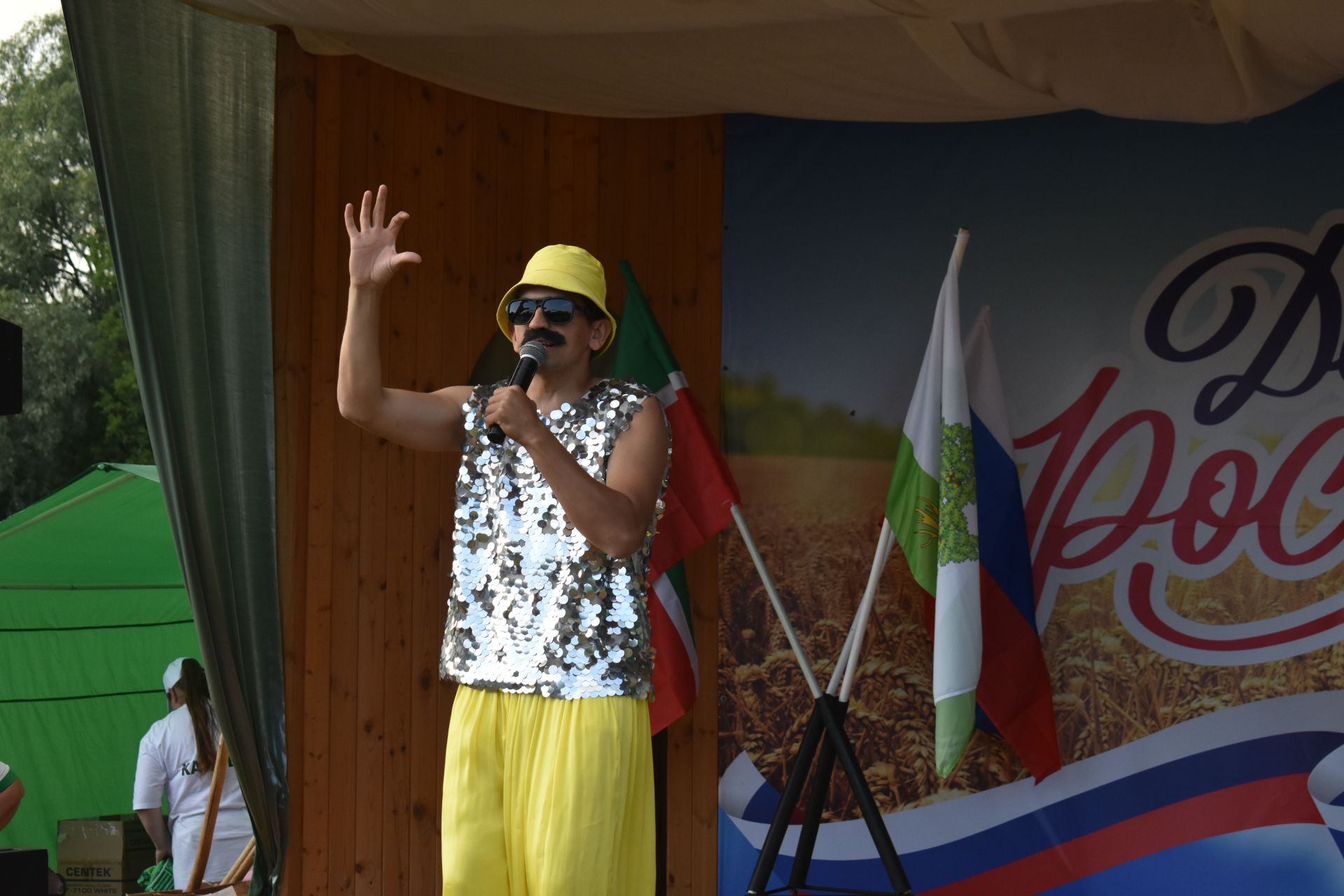 Россия көне уңаеннан Ябалакта Сабан туе гөрләде