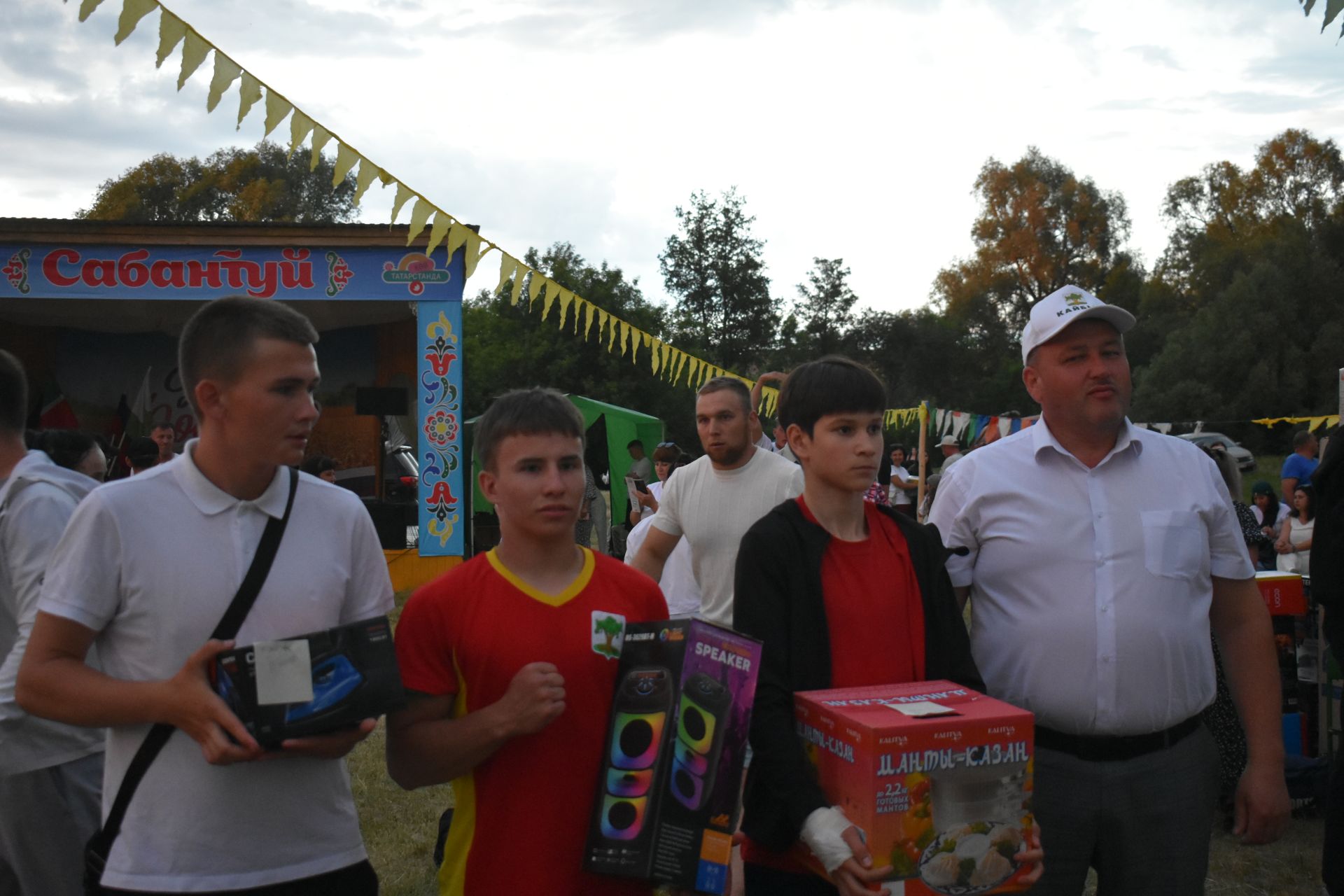 Россия көне уңаеннан Ябалакта Сабан туе гөрләде
