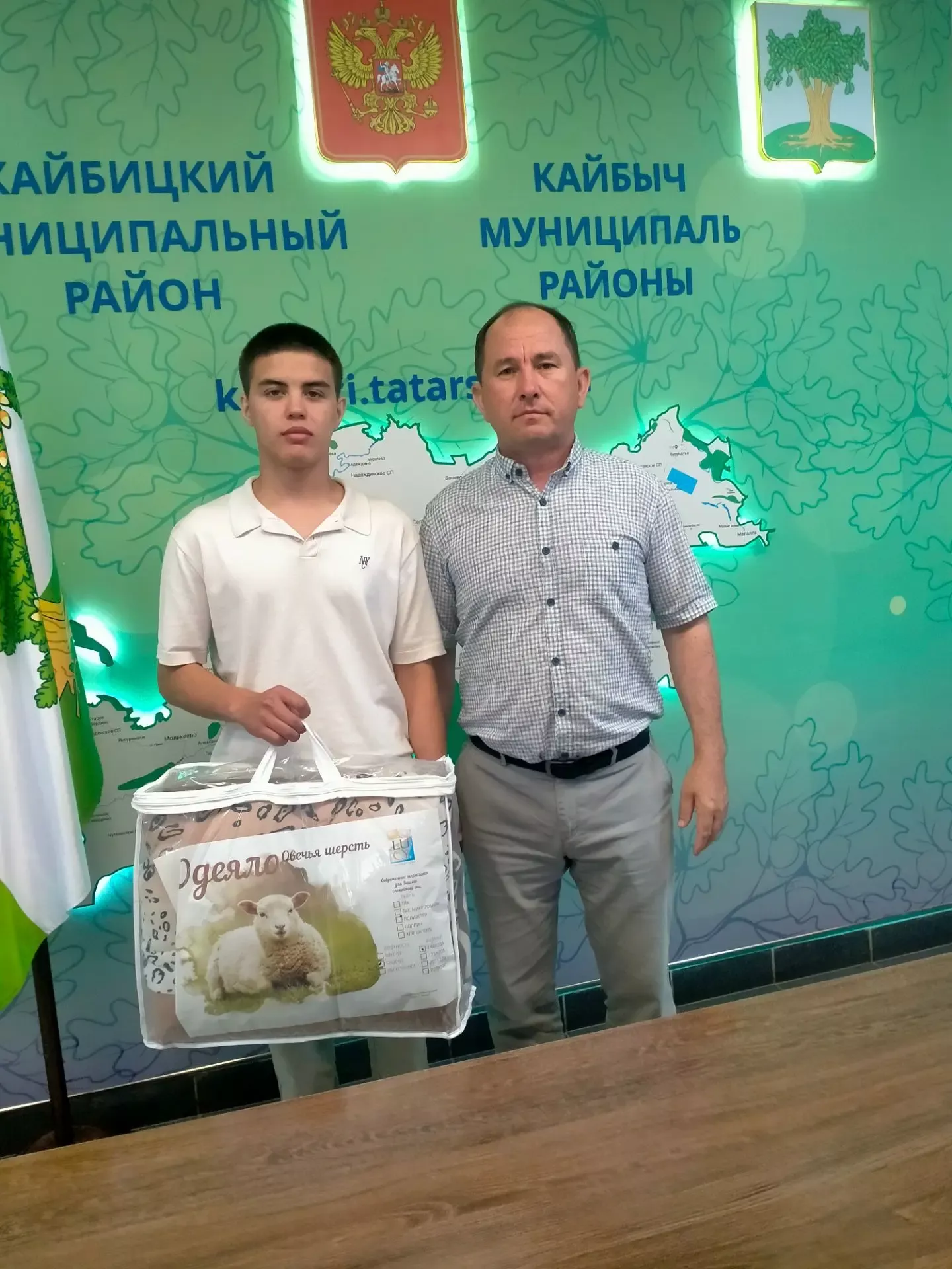 Илебез ышанычлы кулларда: Кайбыч егетләре армиягә юл алды