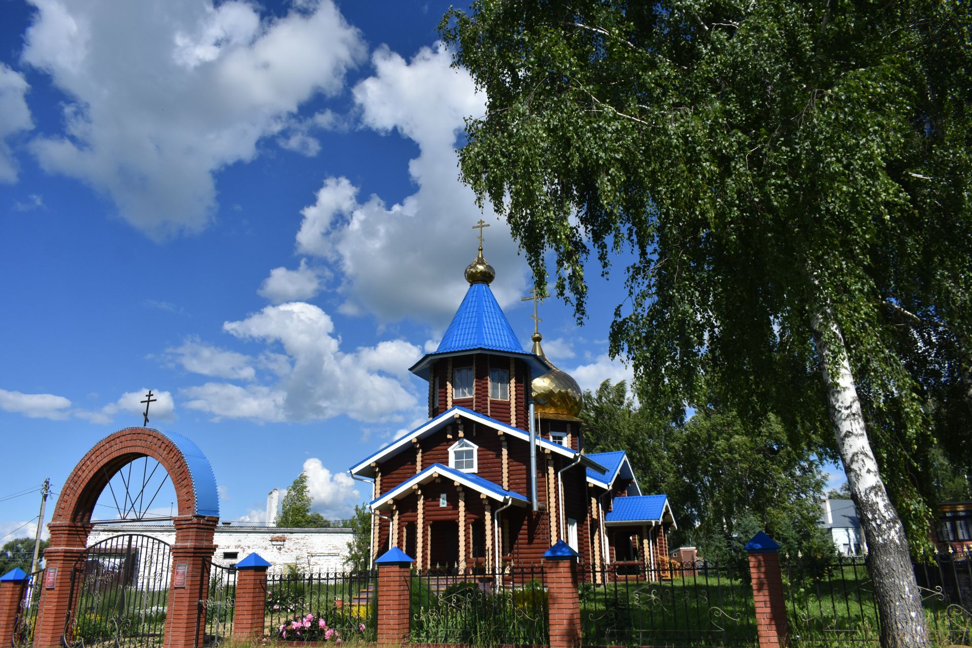 Кайбыч районы башлыгы мәктәпләр, балалар бакчаларына нинди ремонт кирәклеген урыннарга барып ачыклый
