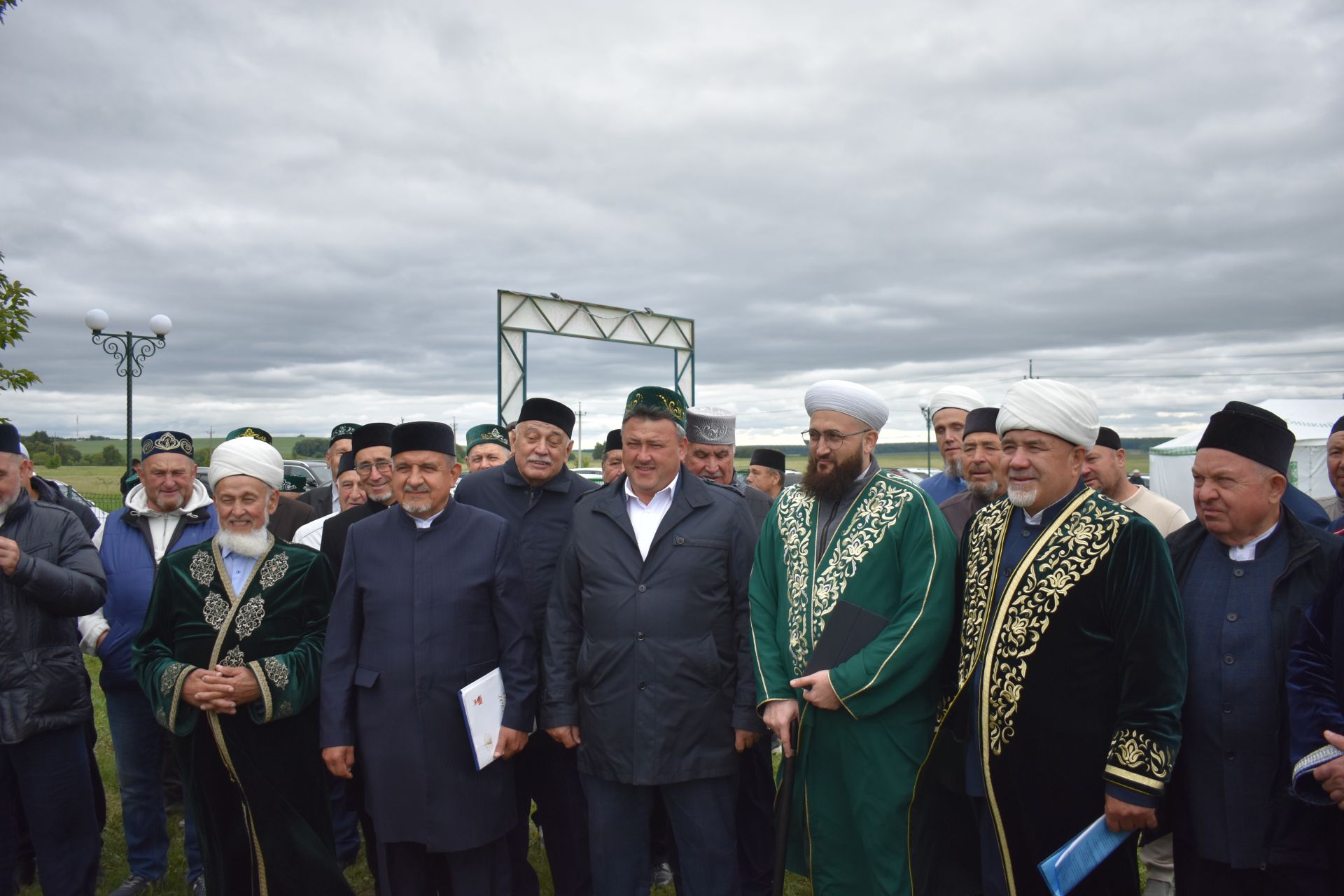 Тарихка таянып, киләчәккә юл: Кошманда сөннәтчелек традицияләренә багышланган фәнни-гамәли конференция узды