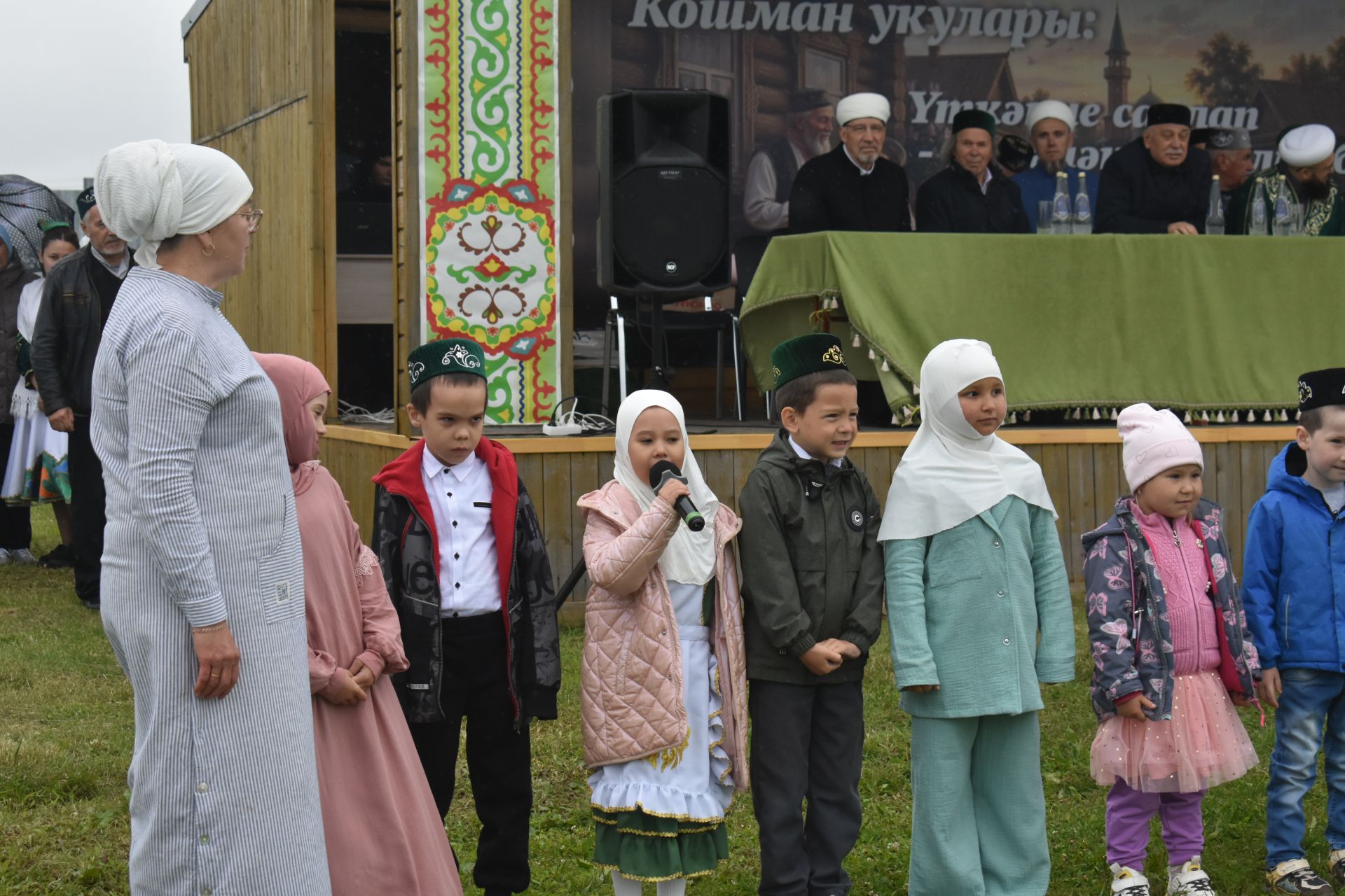 Тарихка таянып, киләчәккә юл: Кошманда сөннәтчелек традицияләренә багышланган фәнни-гамәли конференция узды