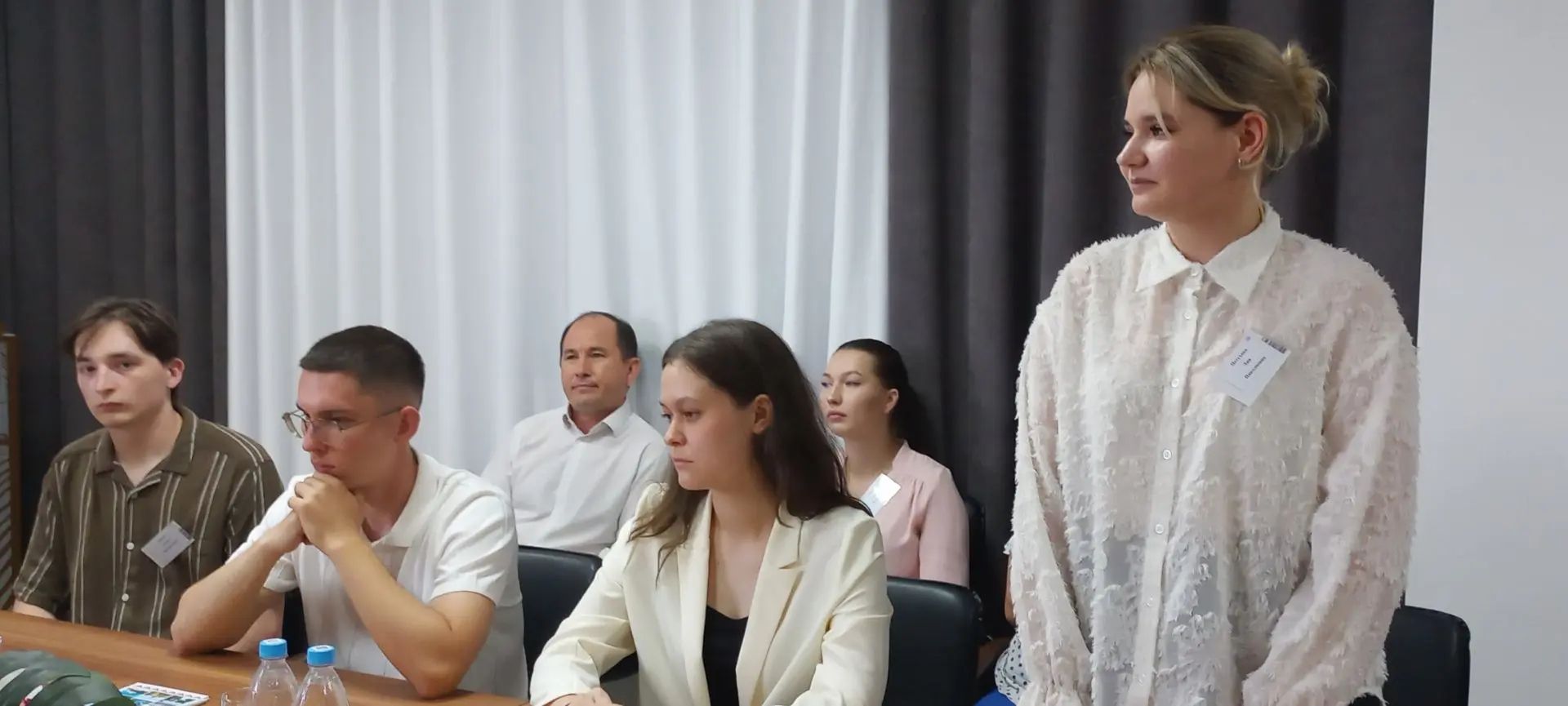 Кайбыч районы башлыгы югары уку йортларын максатчан  юллама белән тәмамлап кайткан яшь белгечләр белән очрашты
