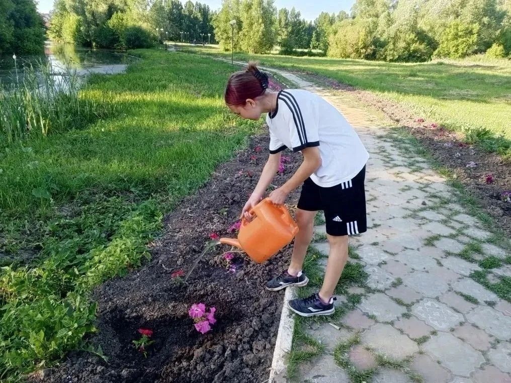 Кайбыч районында яшүсмерләрне вакытлыча эшкә урнаштыру буенча дәүләт программасы уңышлы тормышка ашырыла